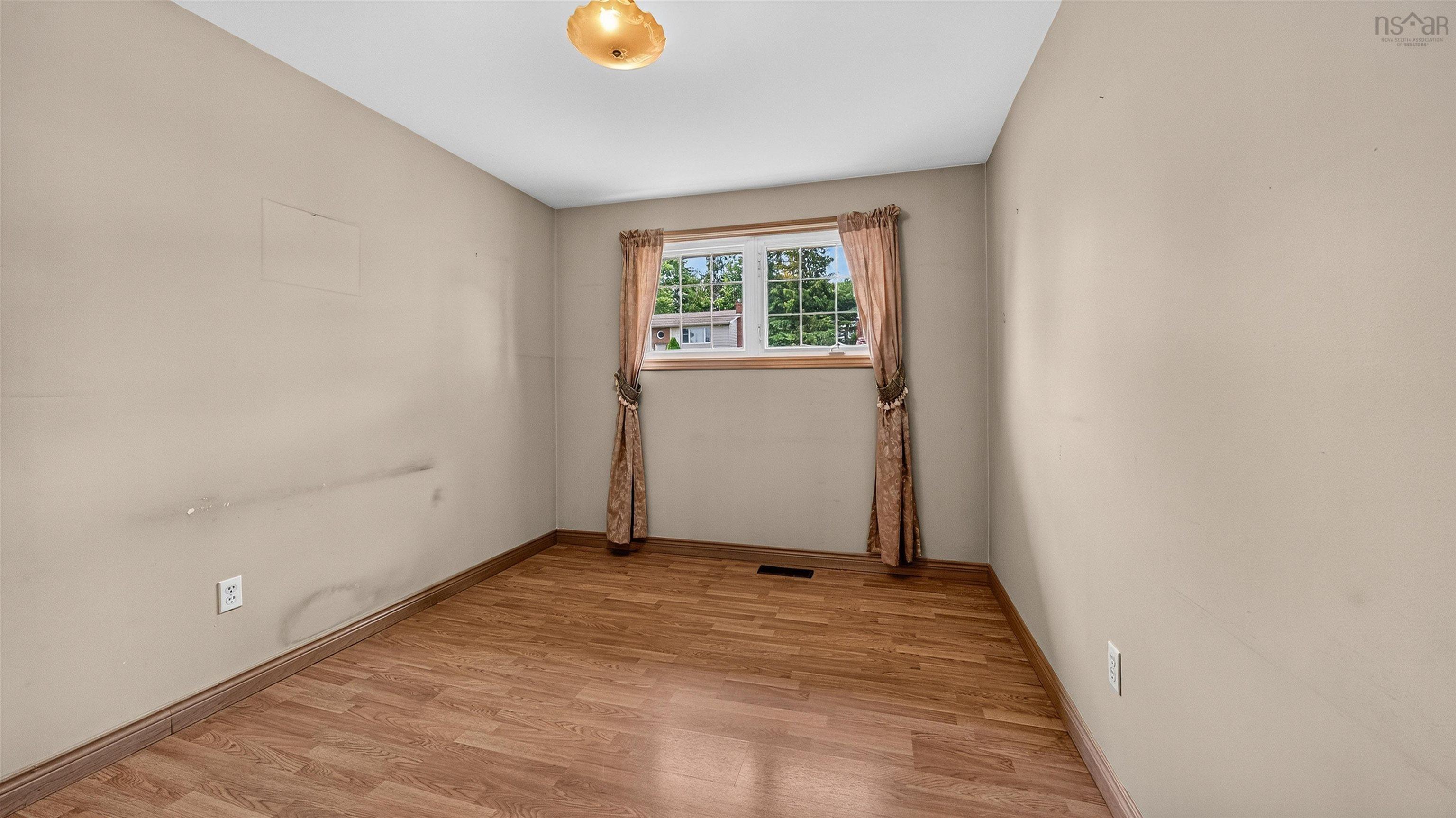 View image 18