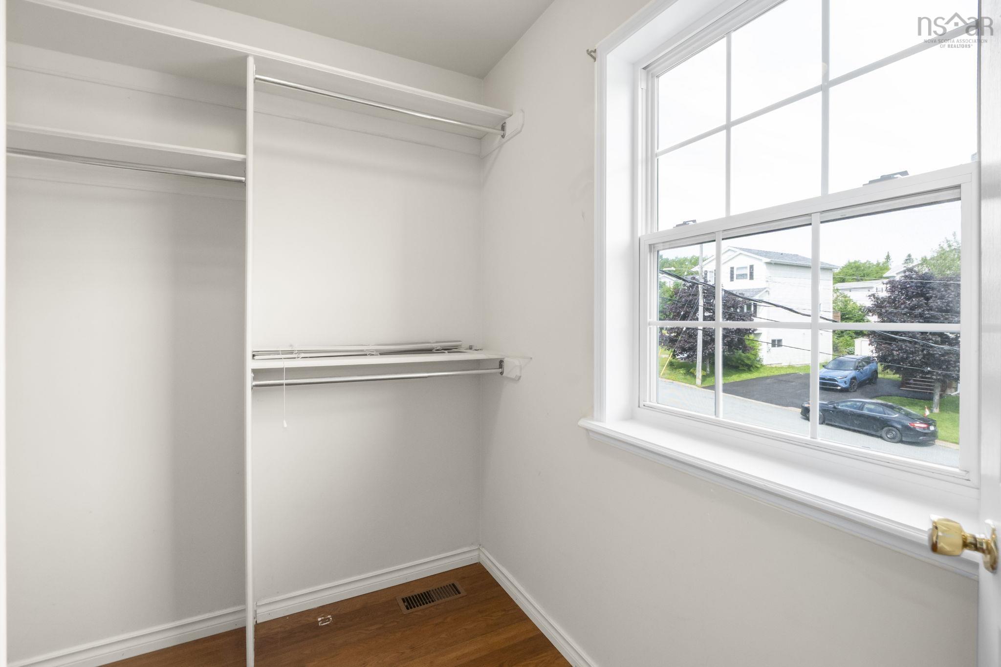 View image 16