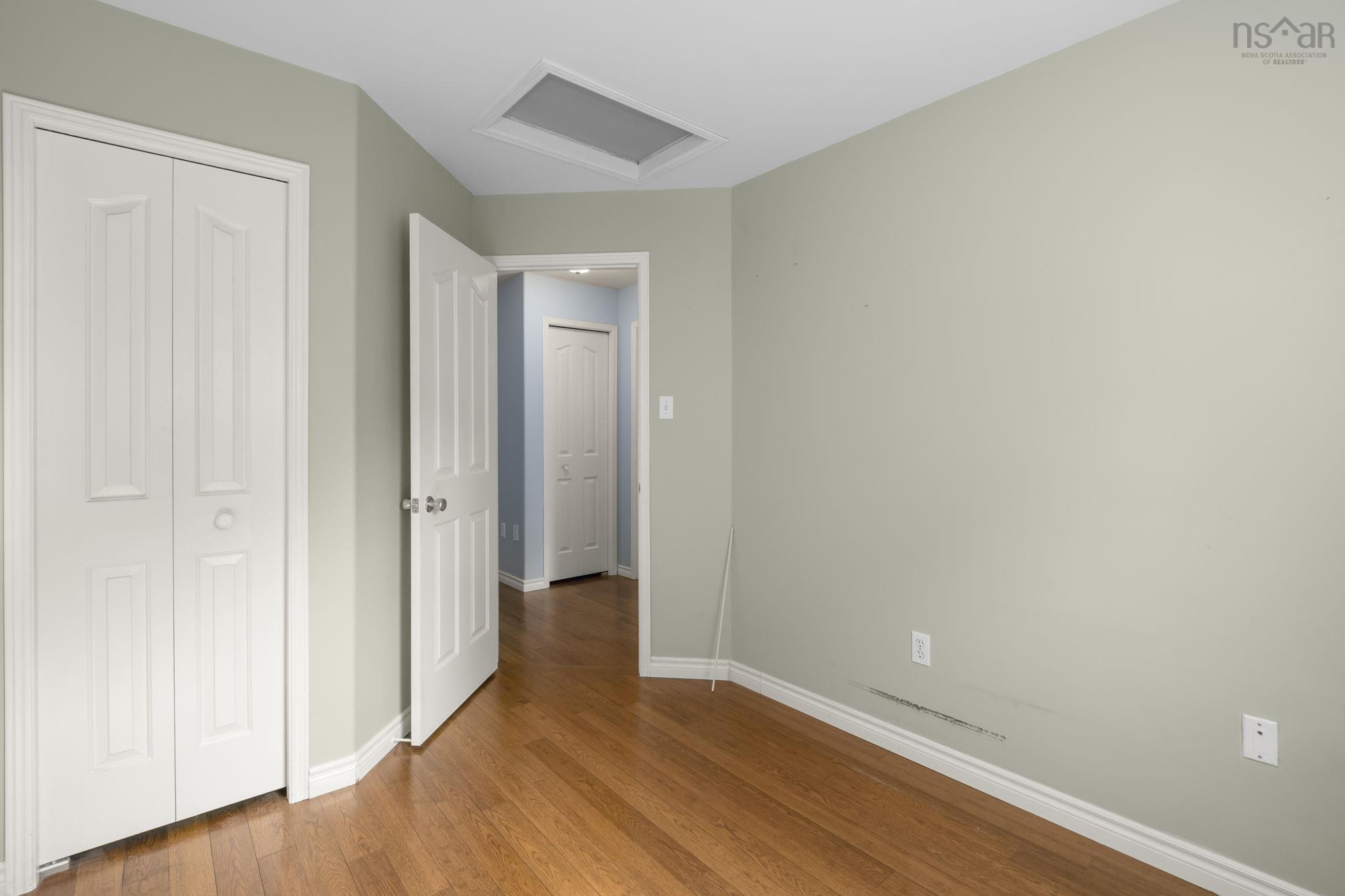 View image 18