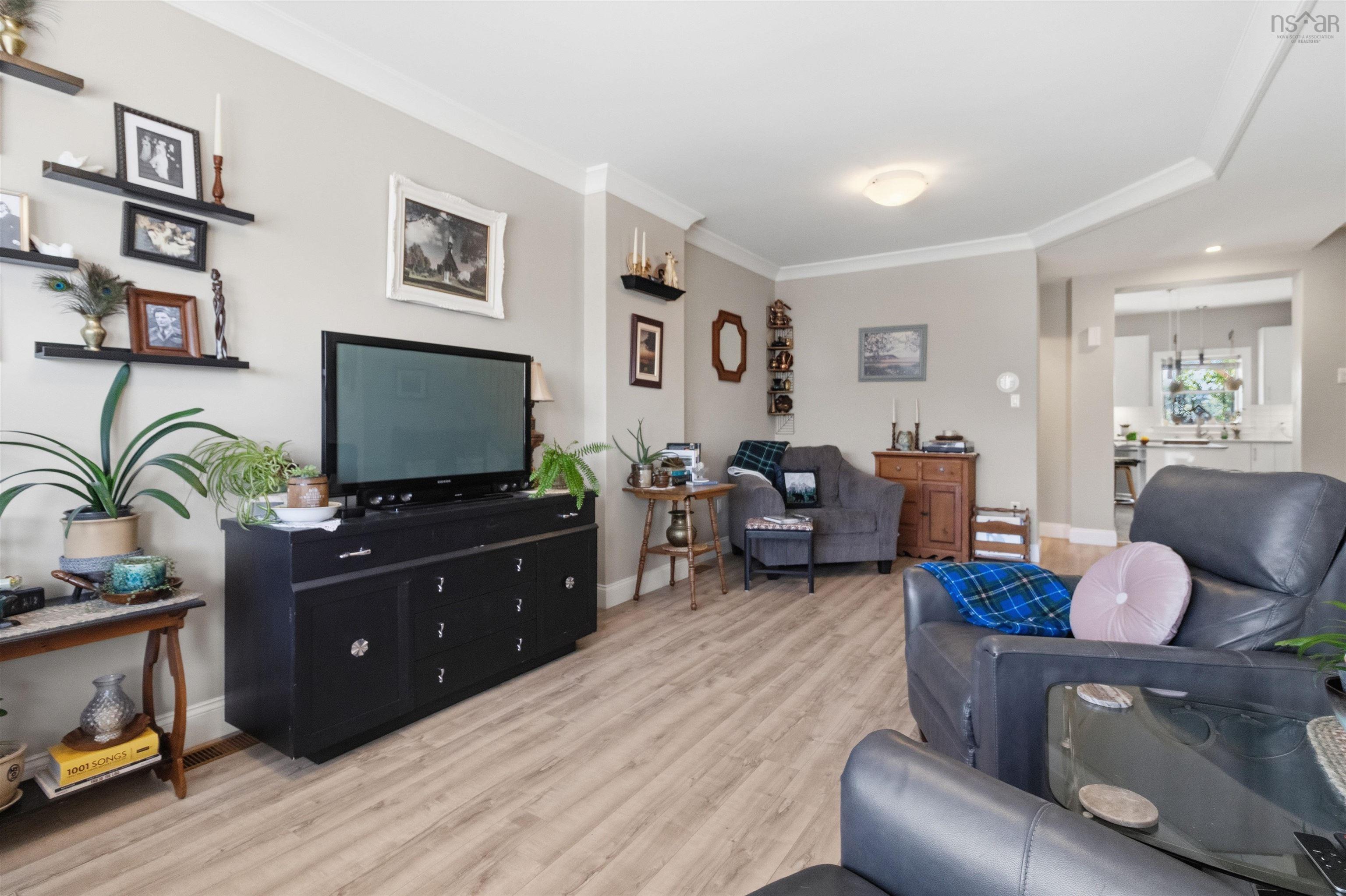 View image 15