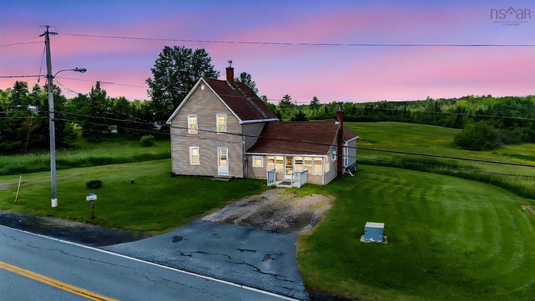 Thumbnail image for 3335 Highway 236 MLS<sup>®</sup> 202615153
