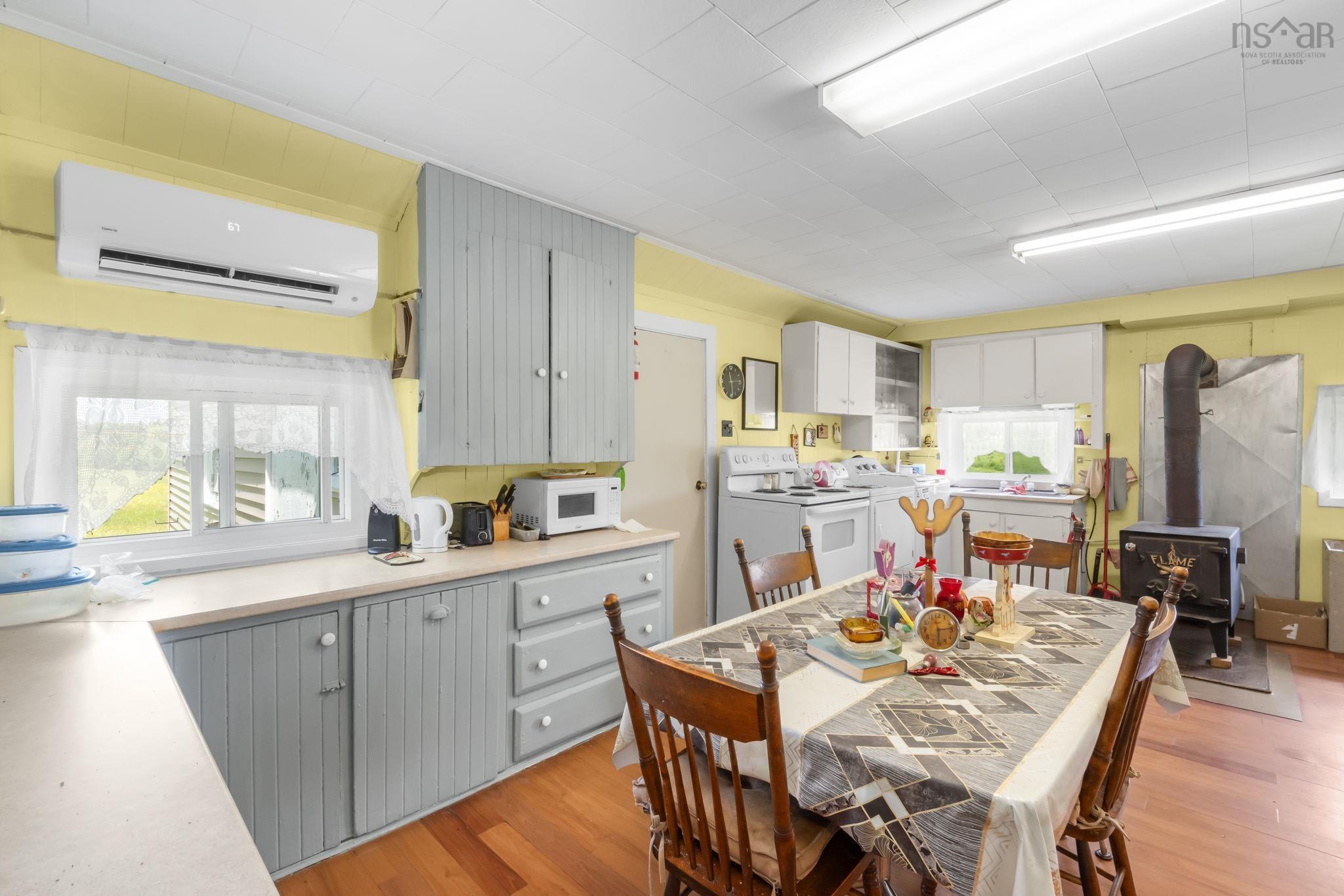 View image 16