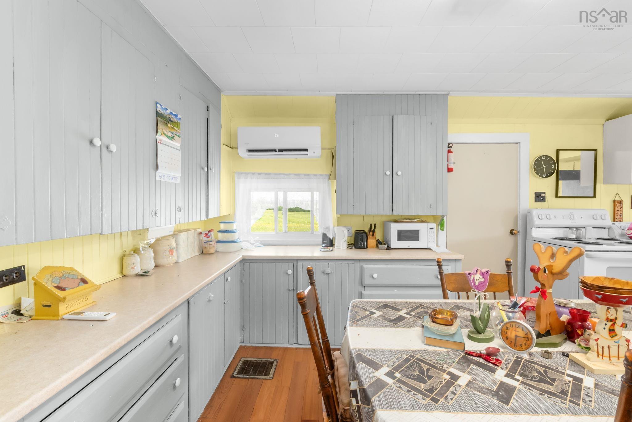 View image 17