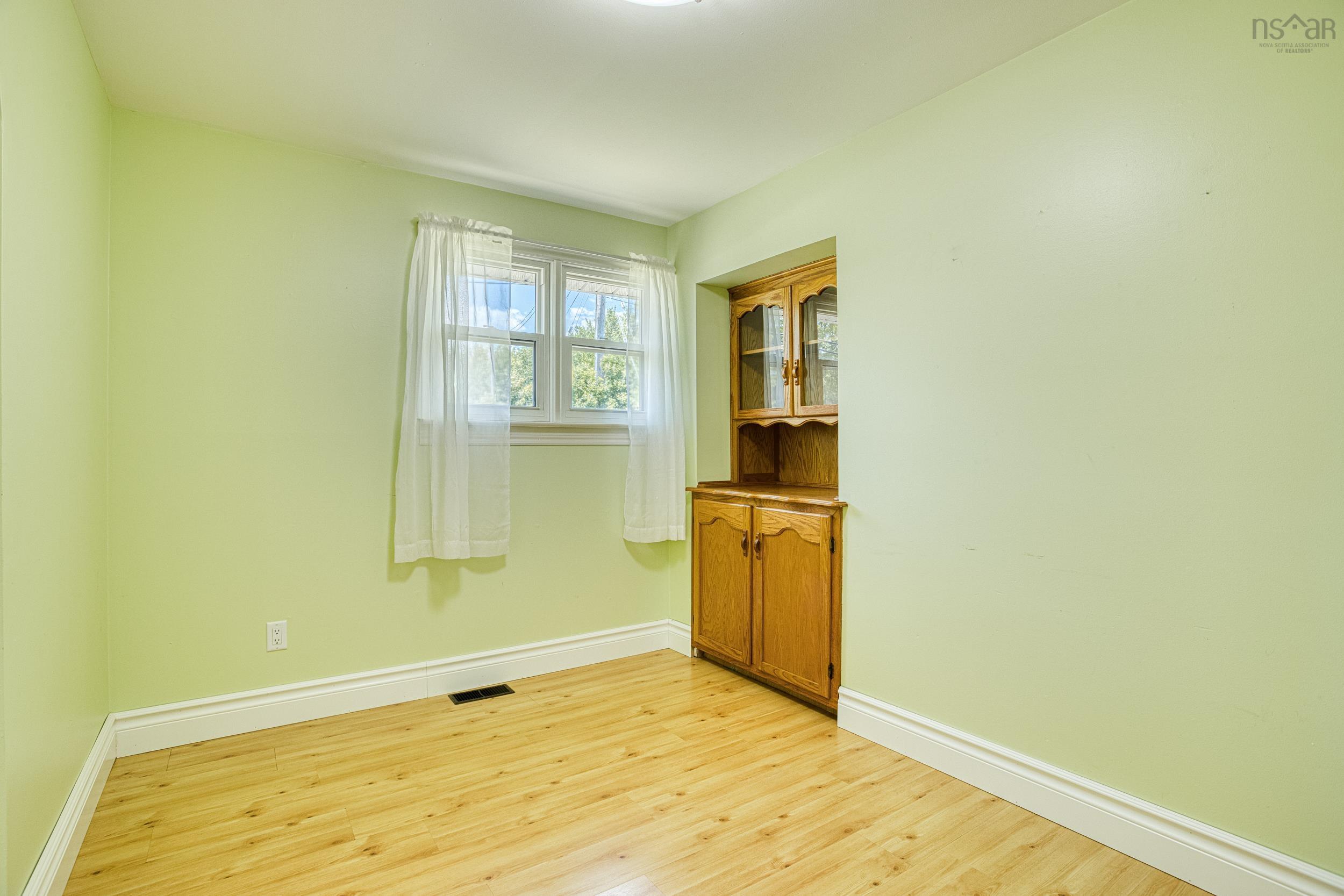 View image 18