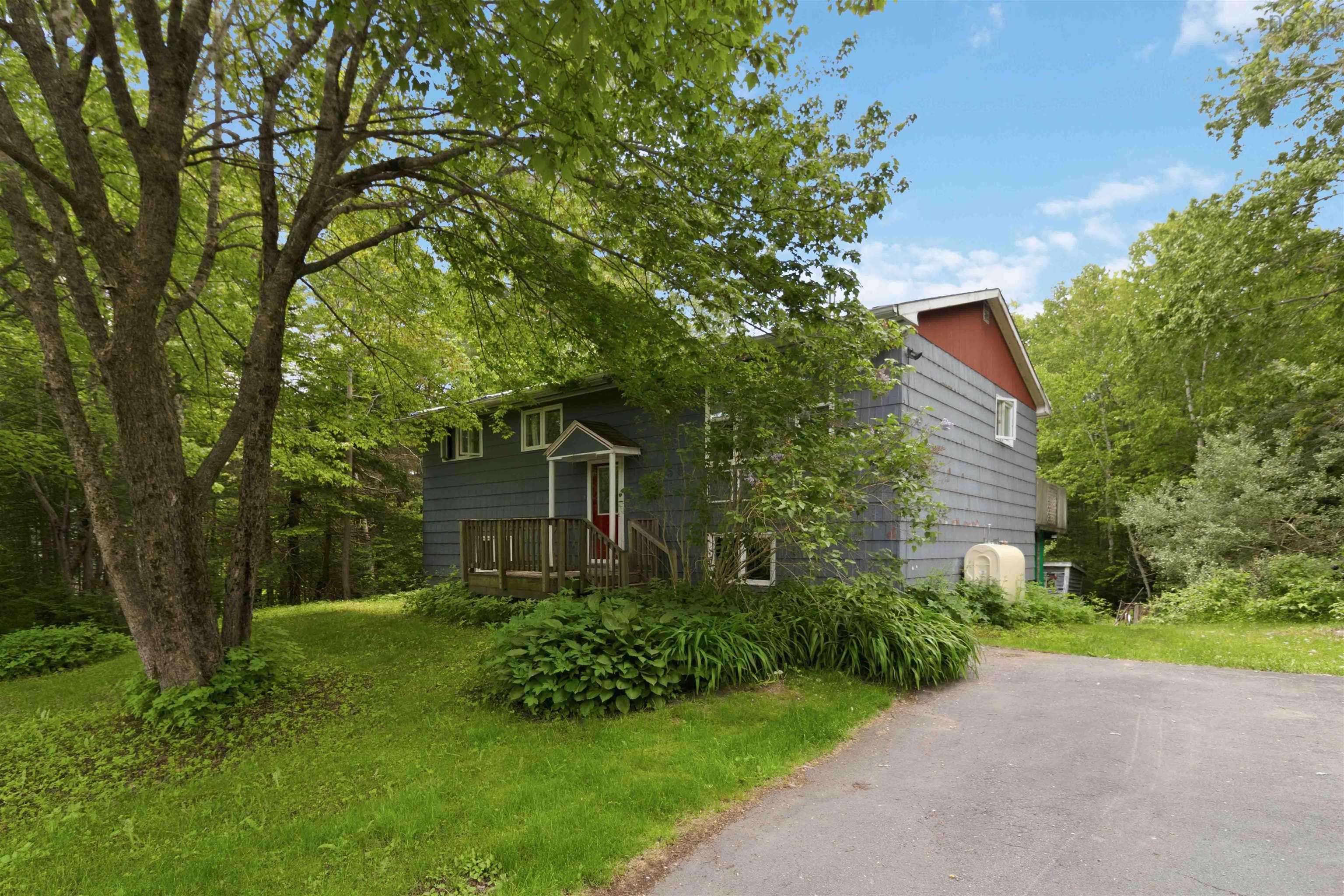Thumbnail image for 2856 Beaver Bank Road MLS<sup>®</sup> 202615224