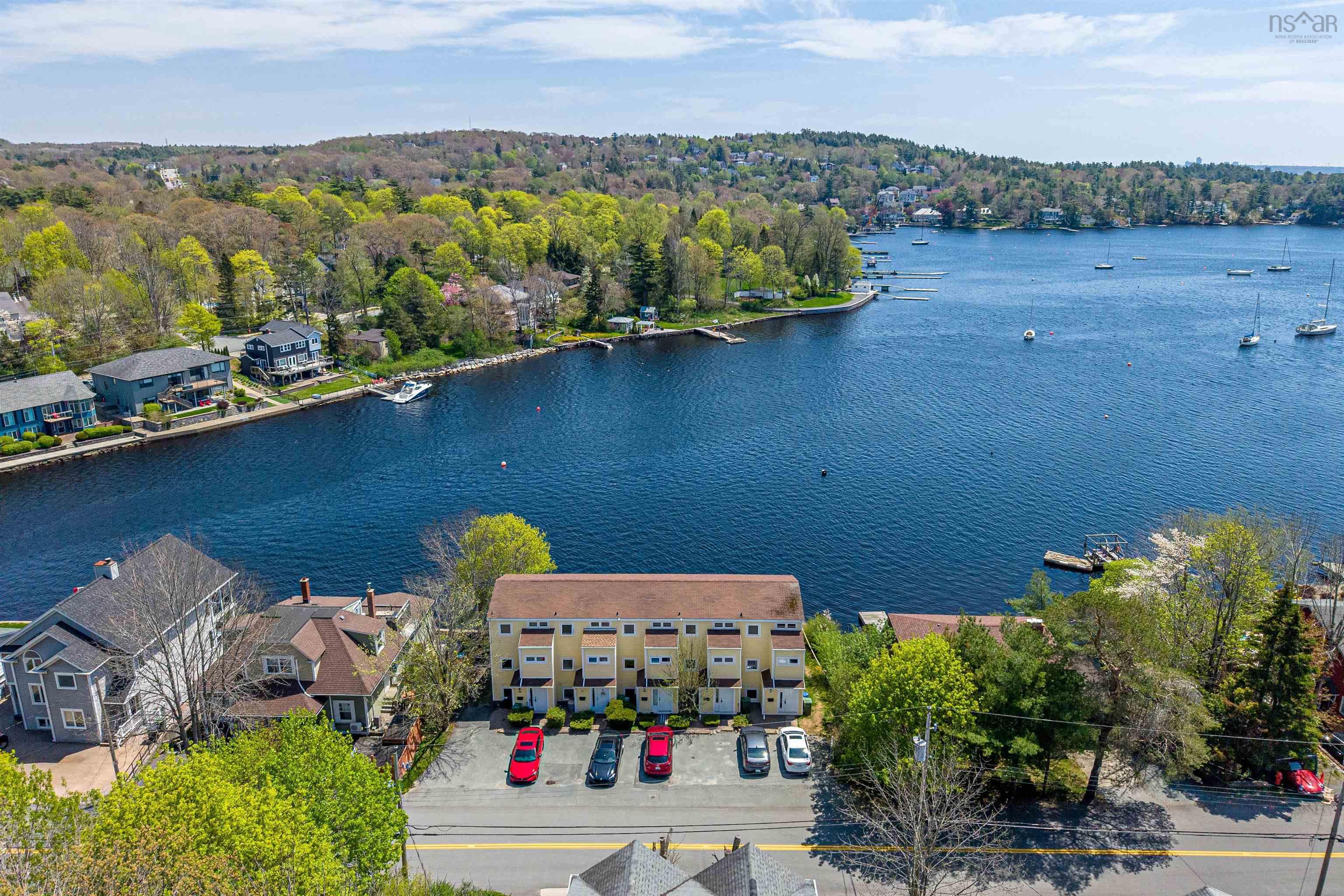 Thumbnail image for 475 Shore Drive MLS<sup>®</sup> 202615243