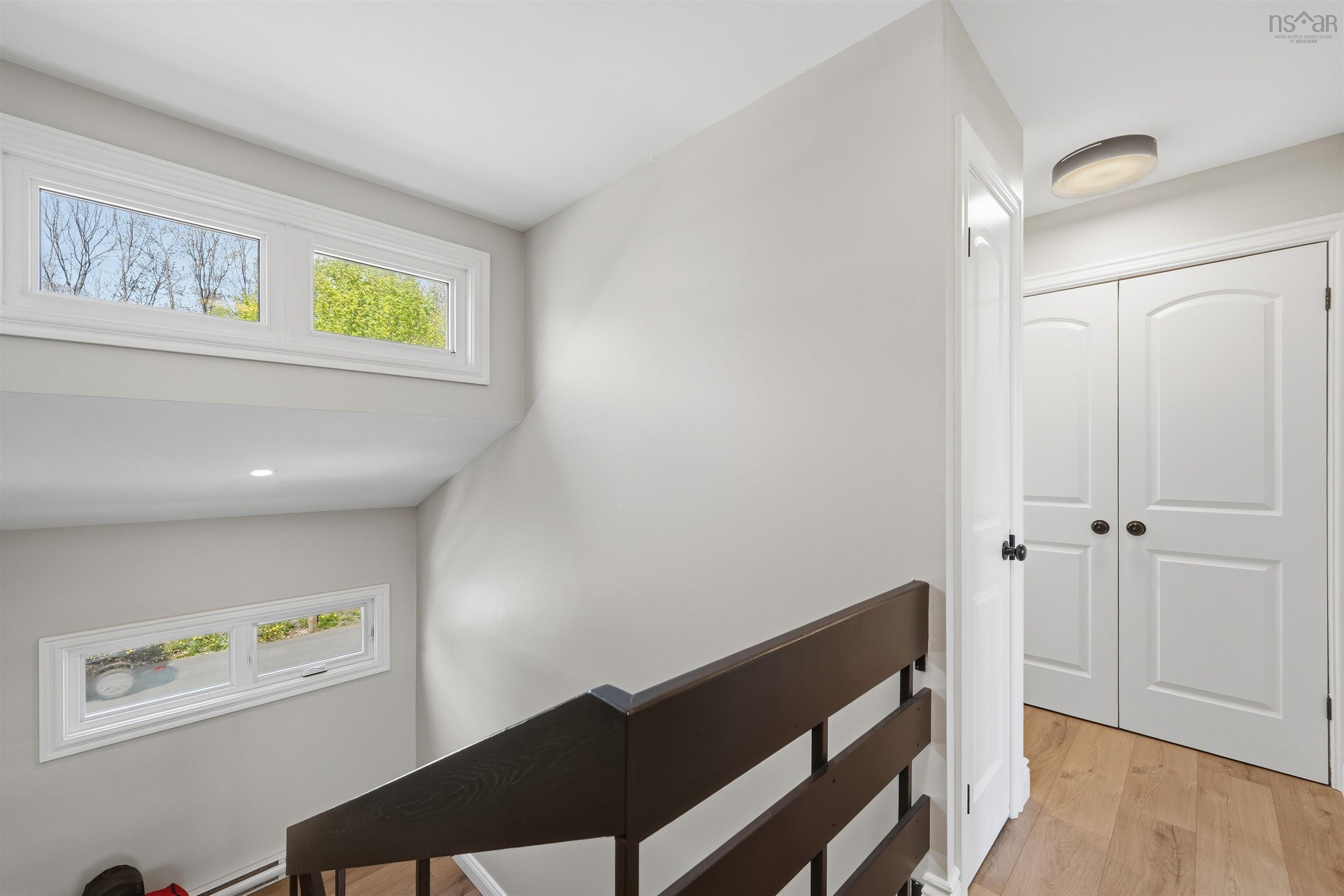 View image 18