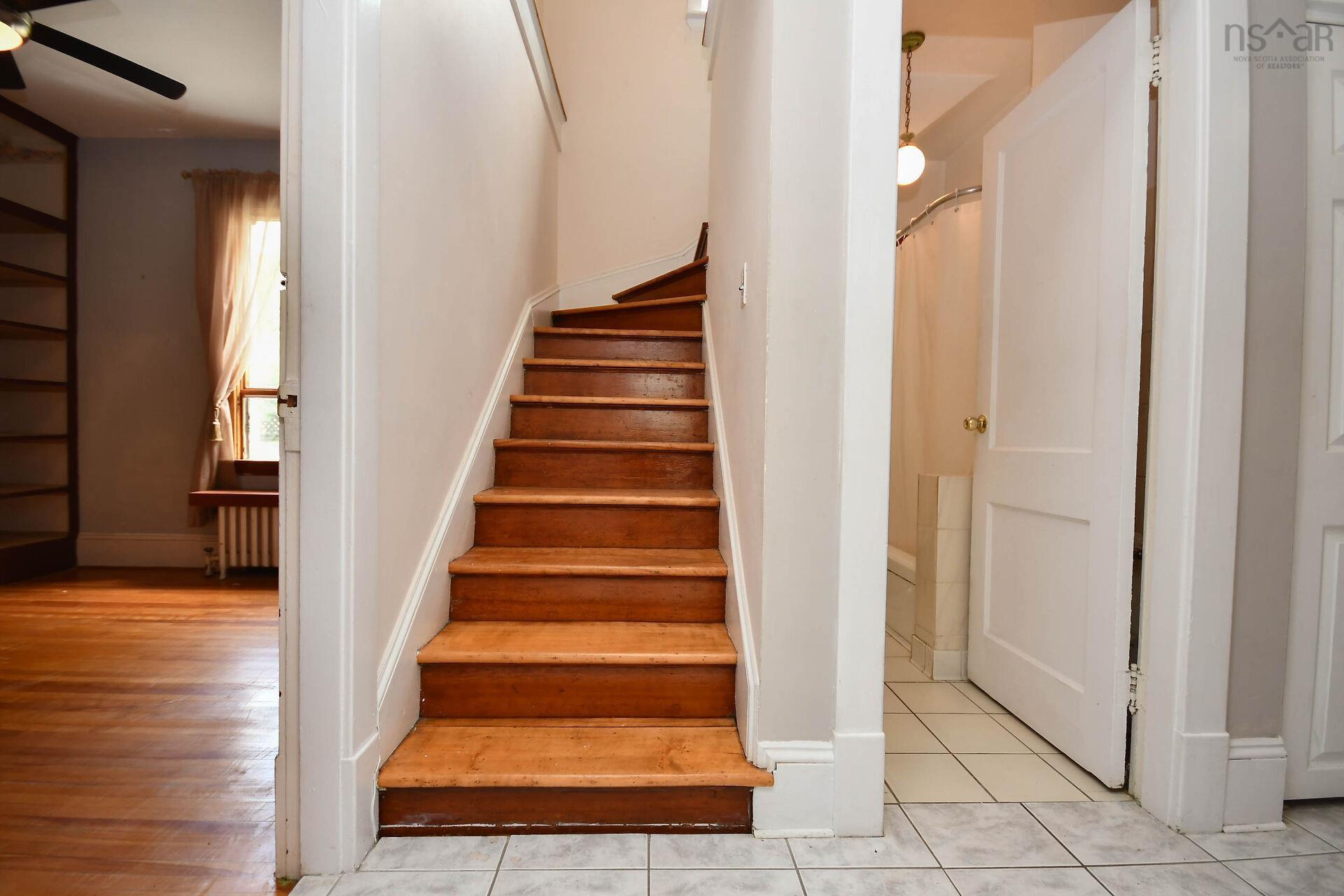View image 12