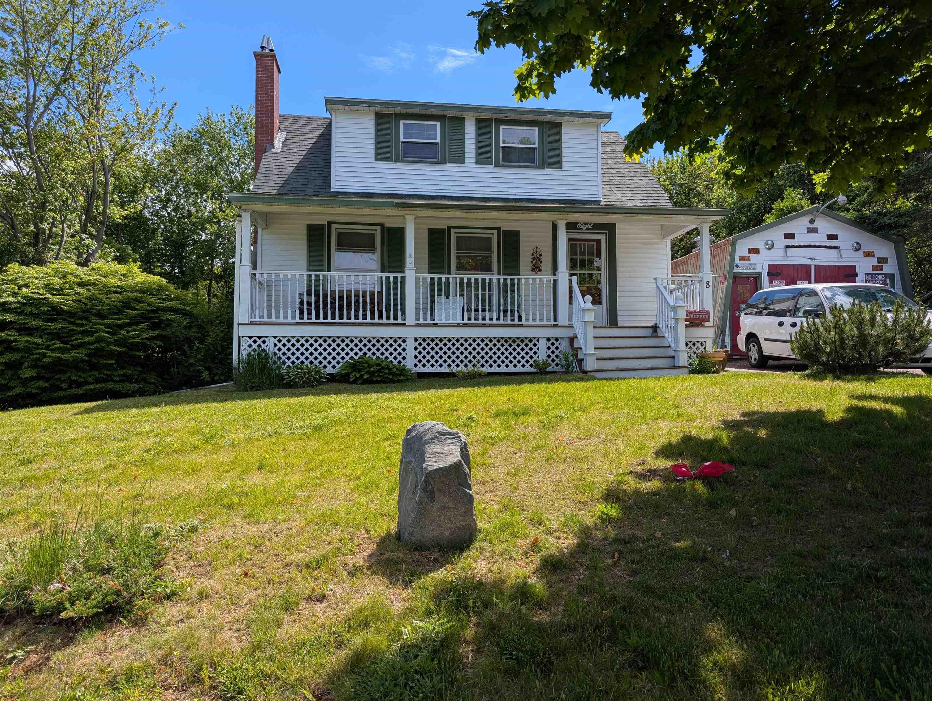 Thumbnail image for 8 Major Street MLS<sup>®</sup> 202615254