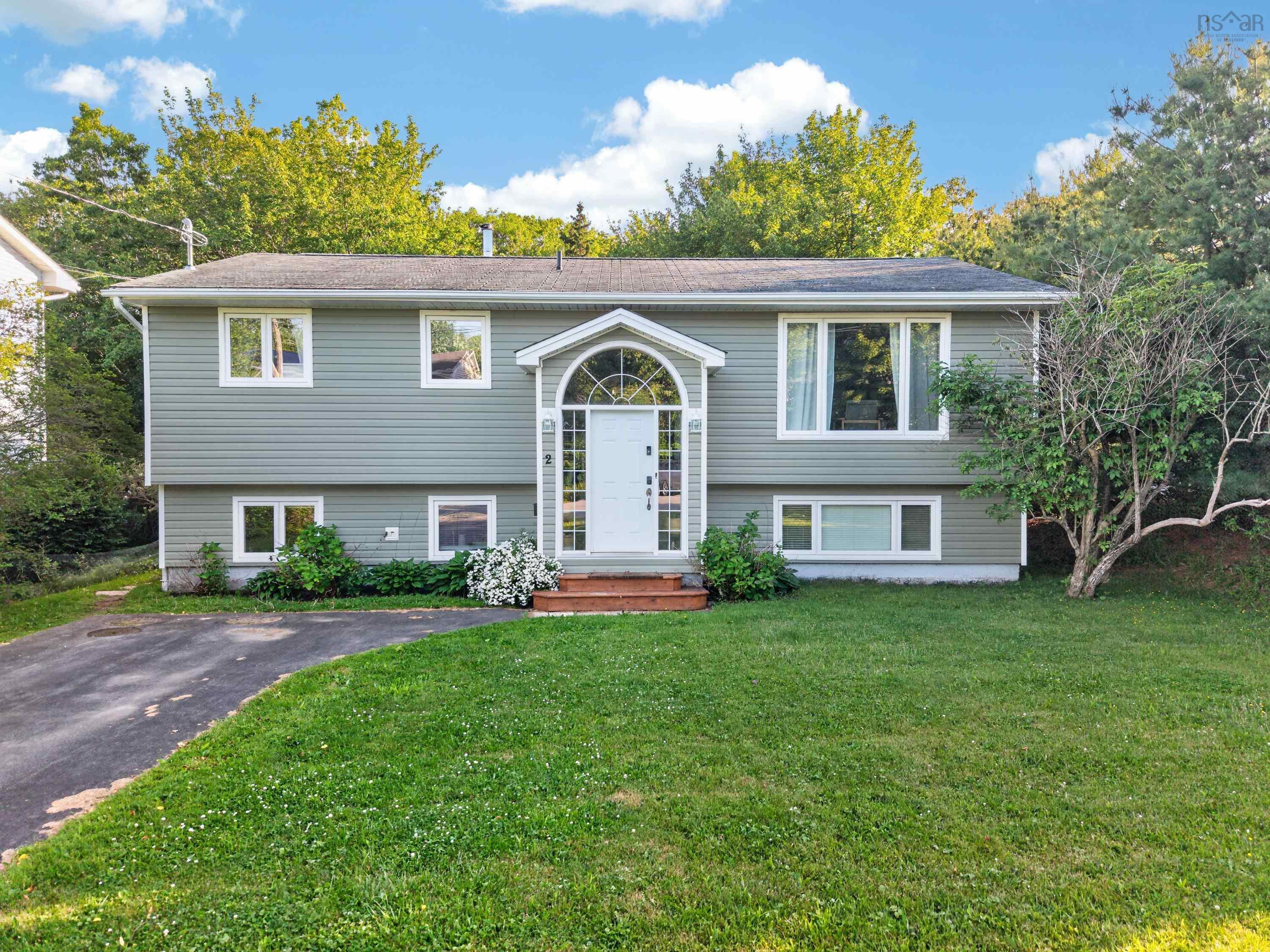 Thumbnail image for 2 Randall Street MLS<sup>®</sup> 202615316