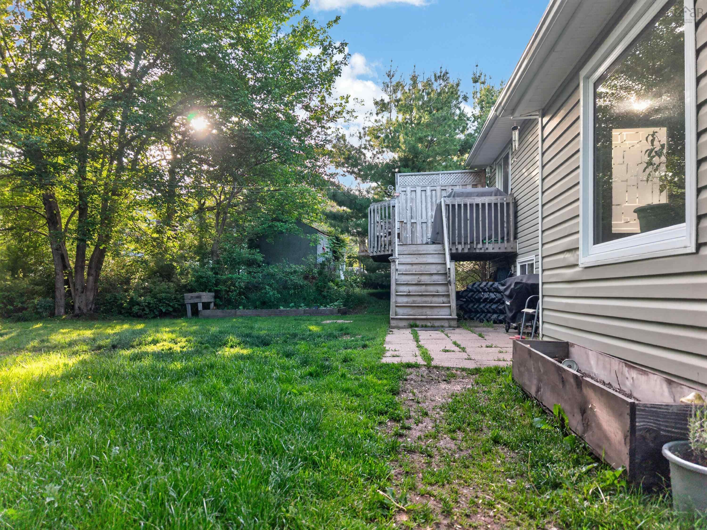 View image 18