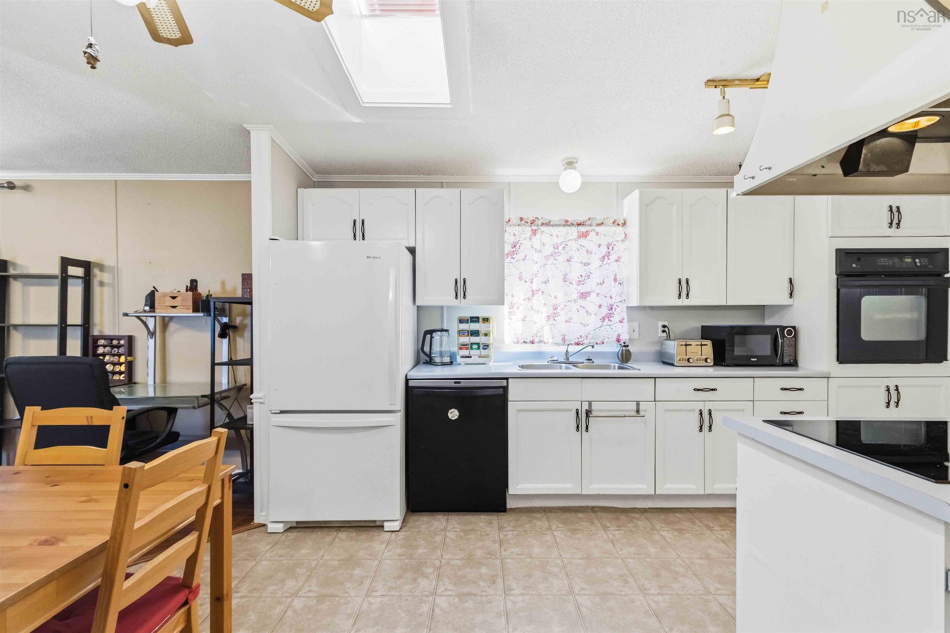 View image 18