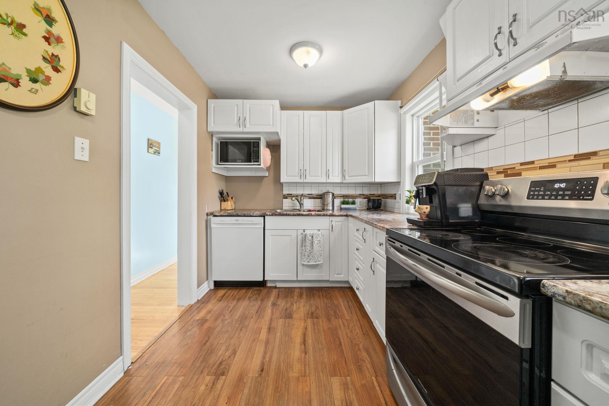 View image 8