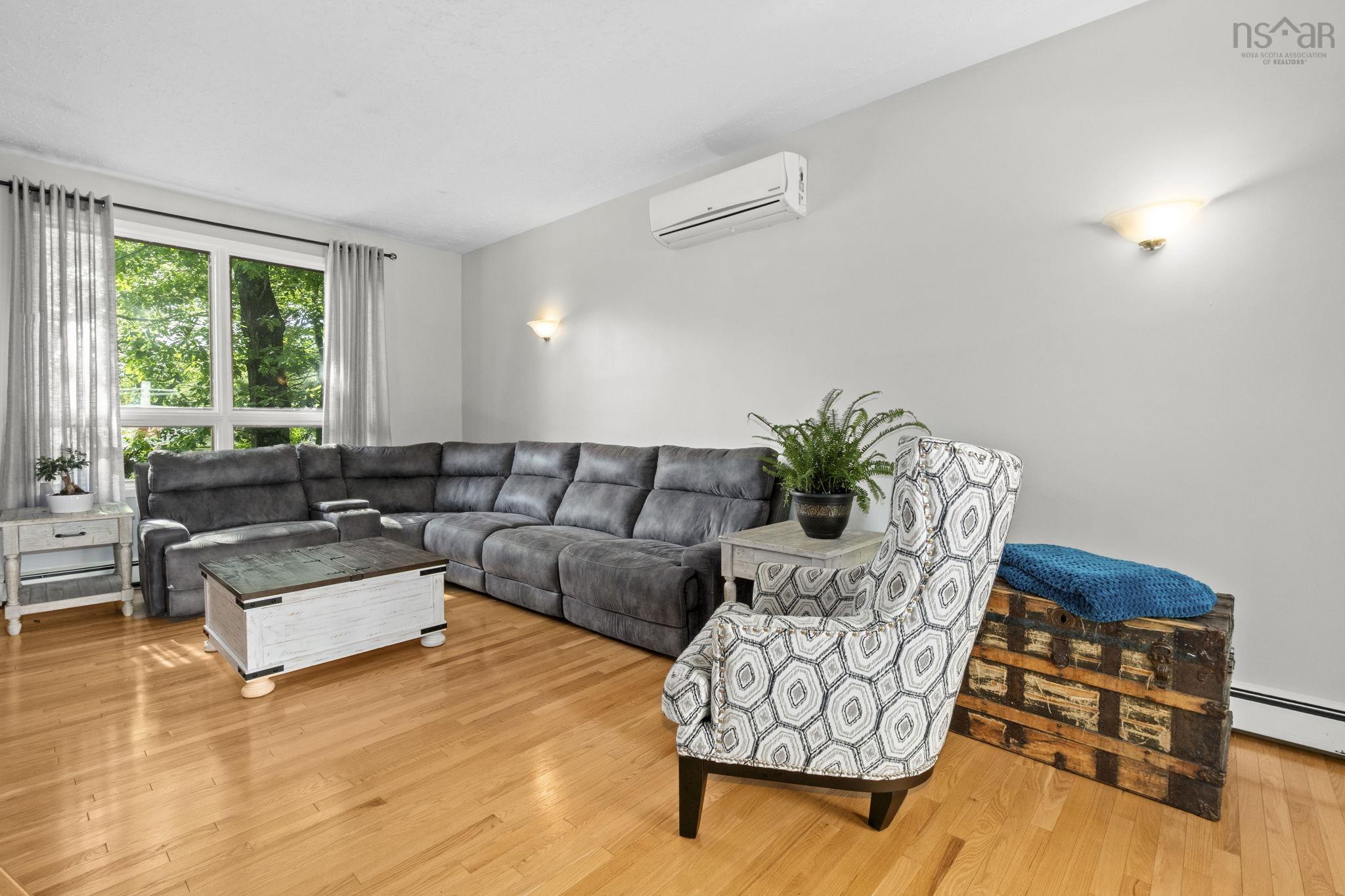 View image 11