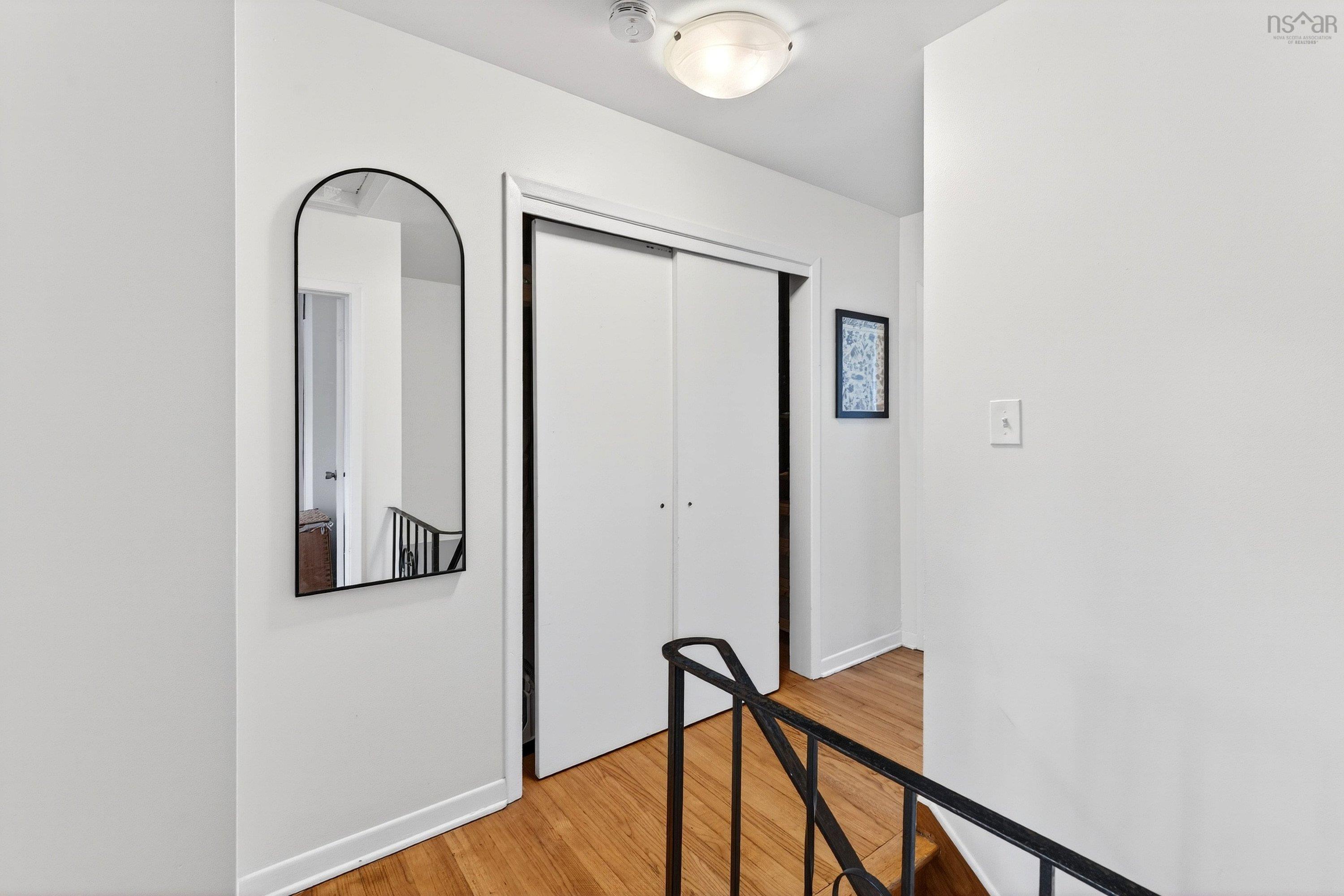 View image 18