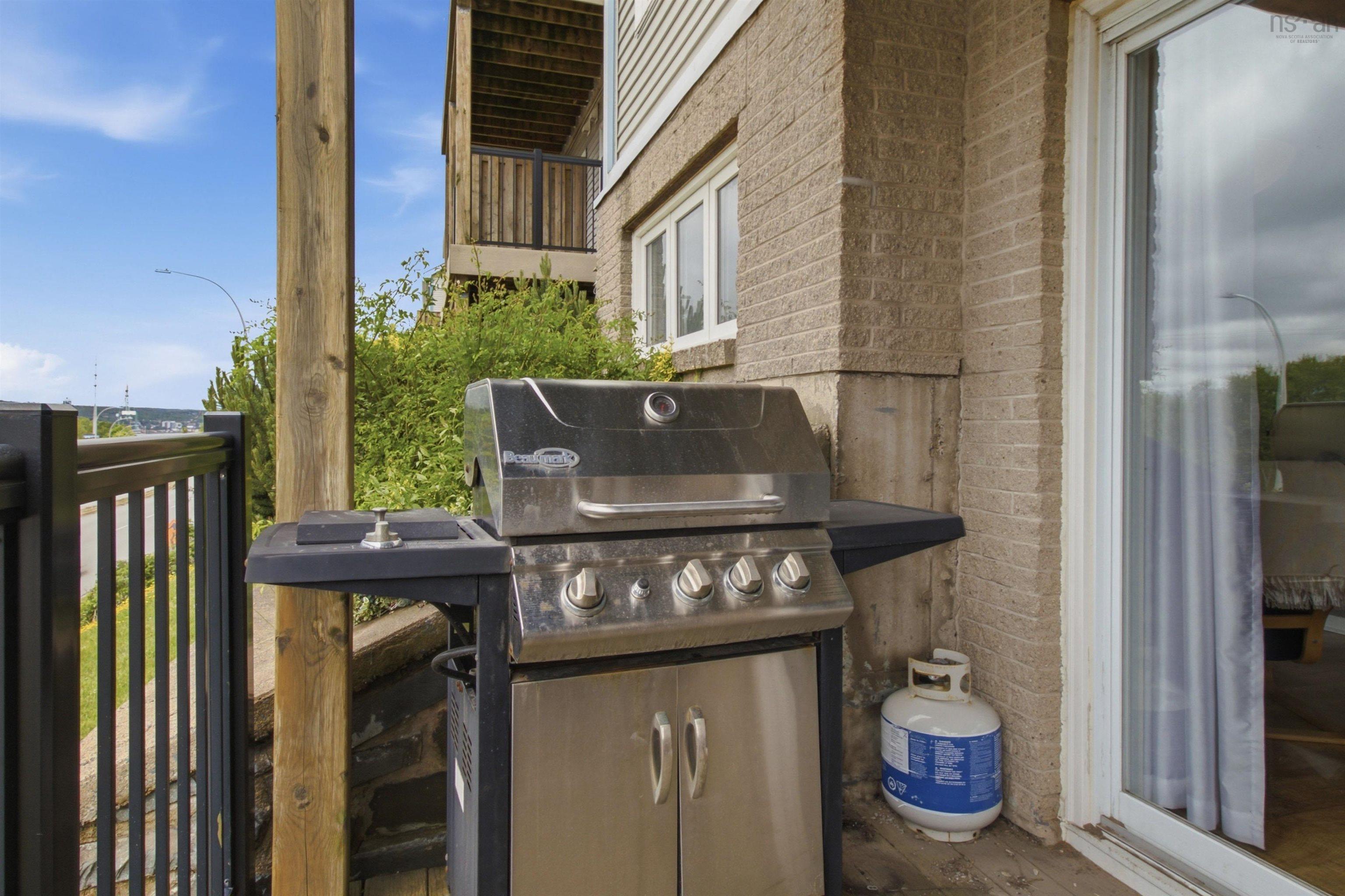View image 9
