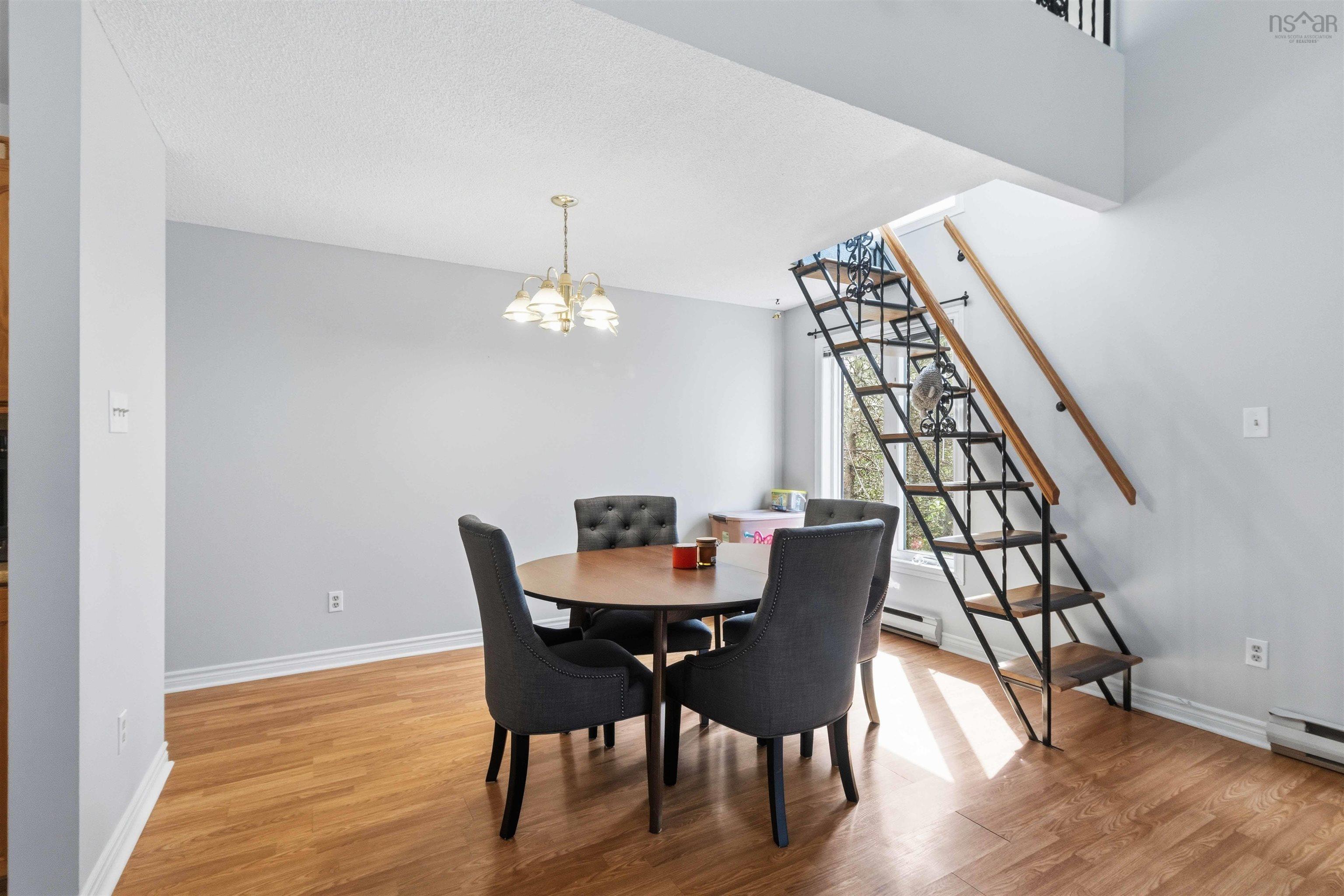 View image 8
