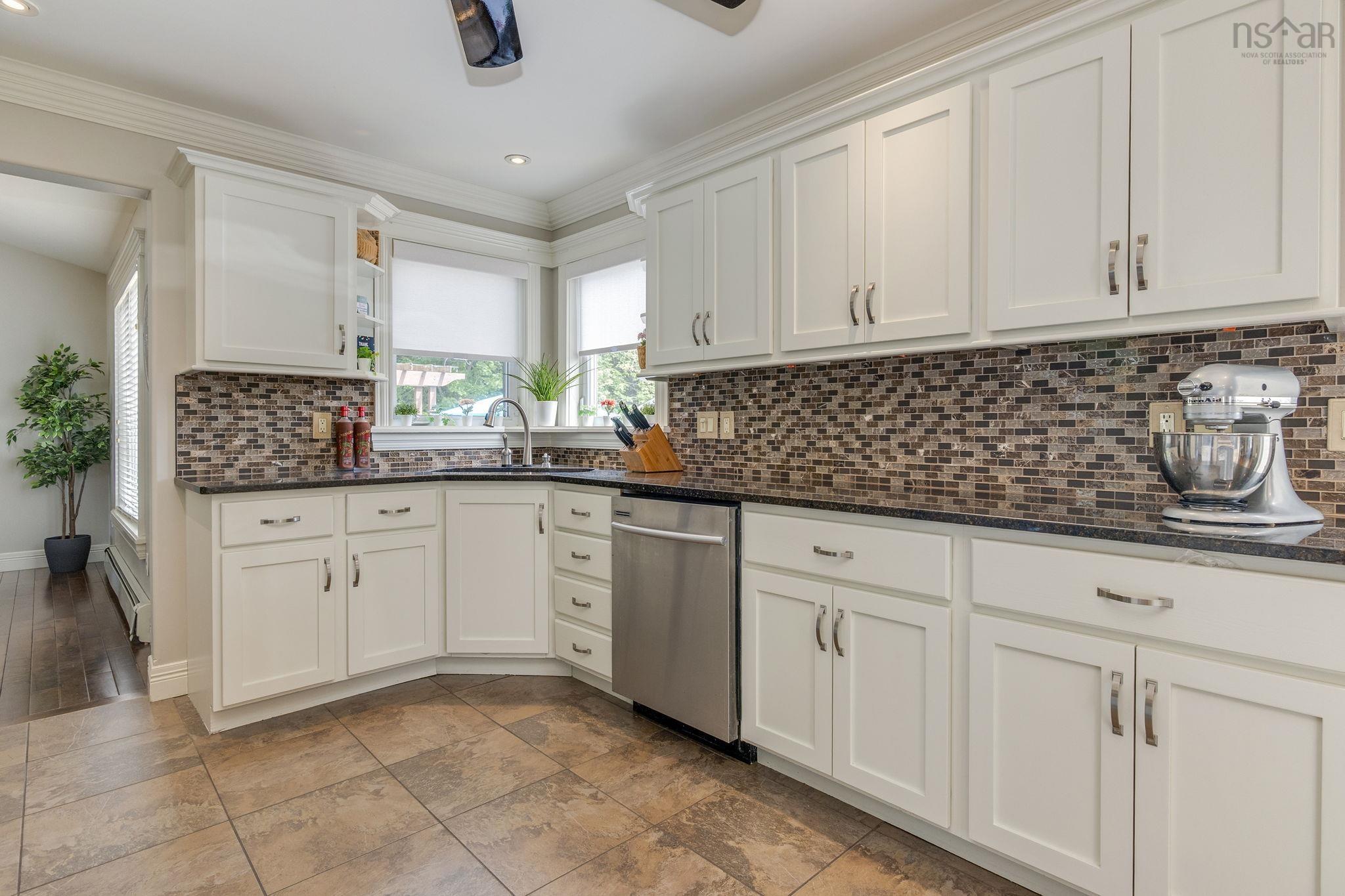 View image 11