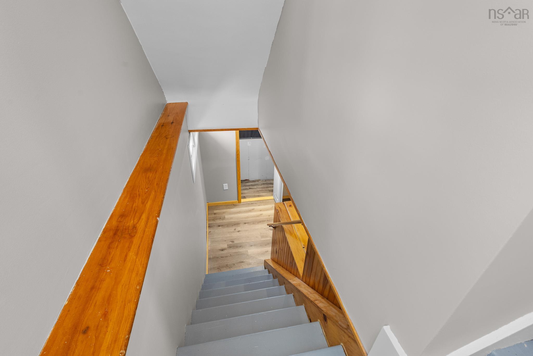 View image 18