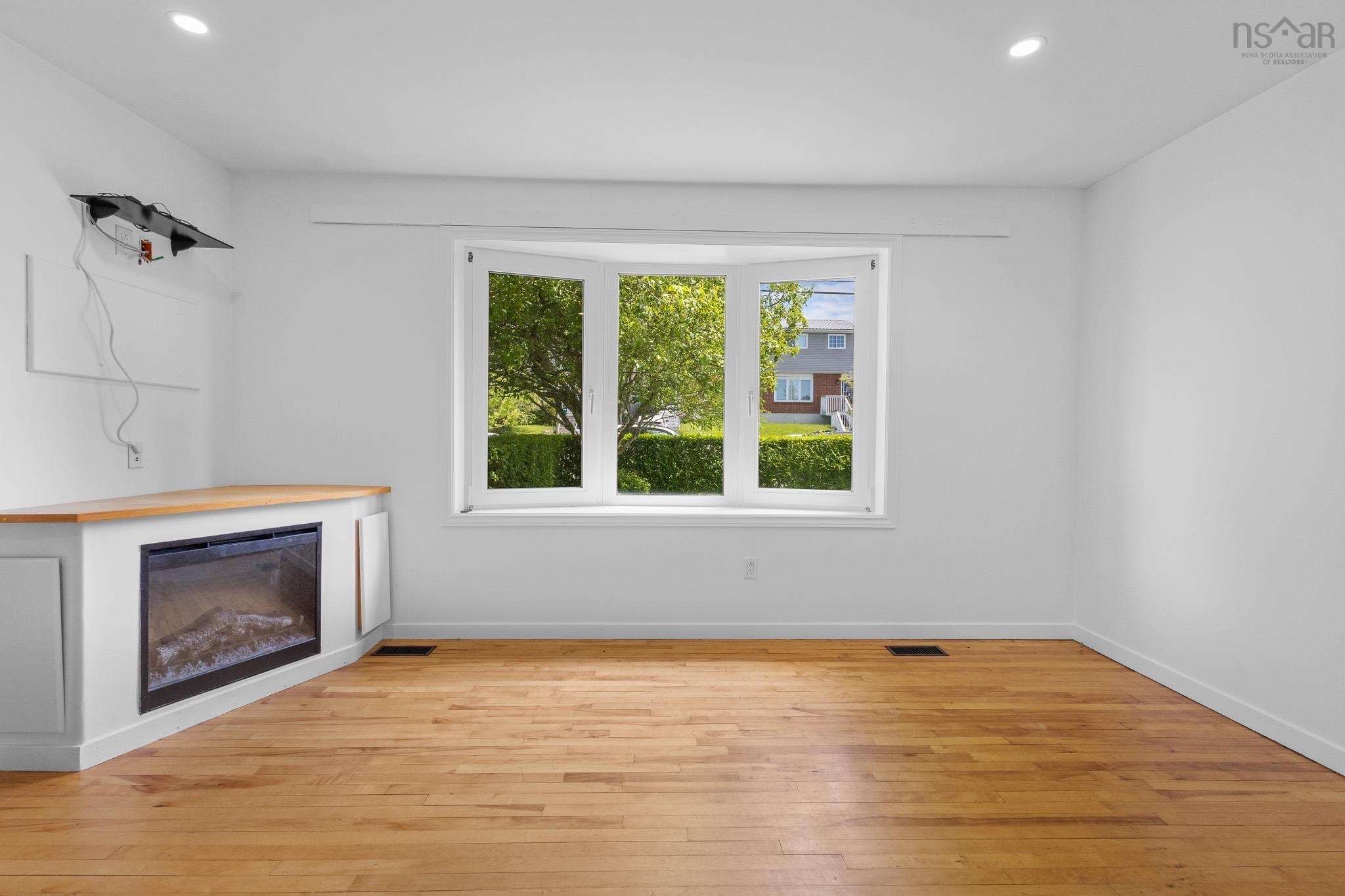 View image 9