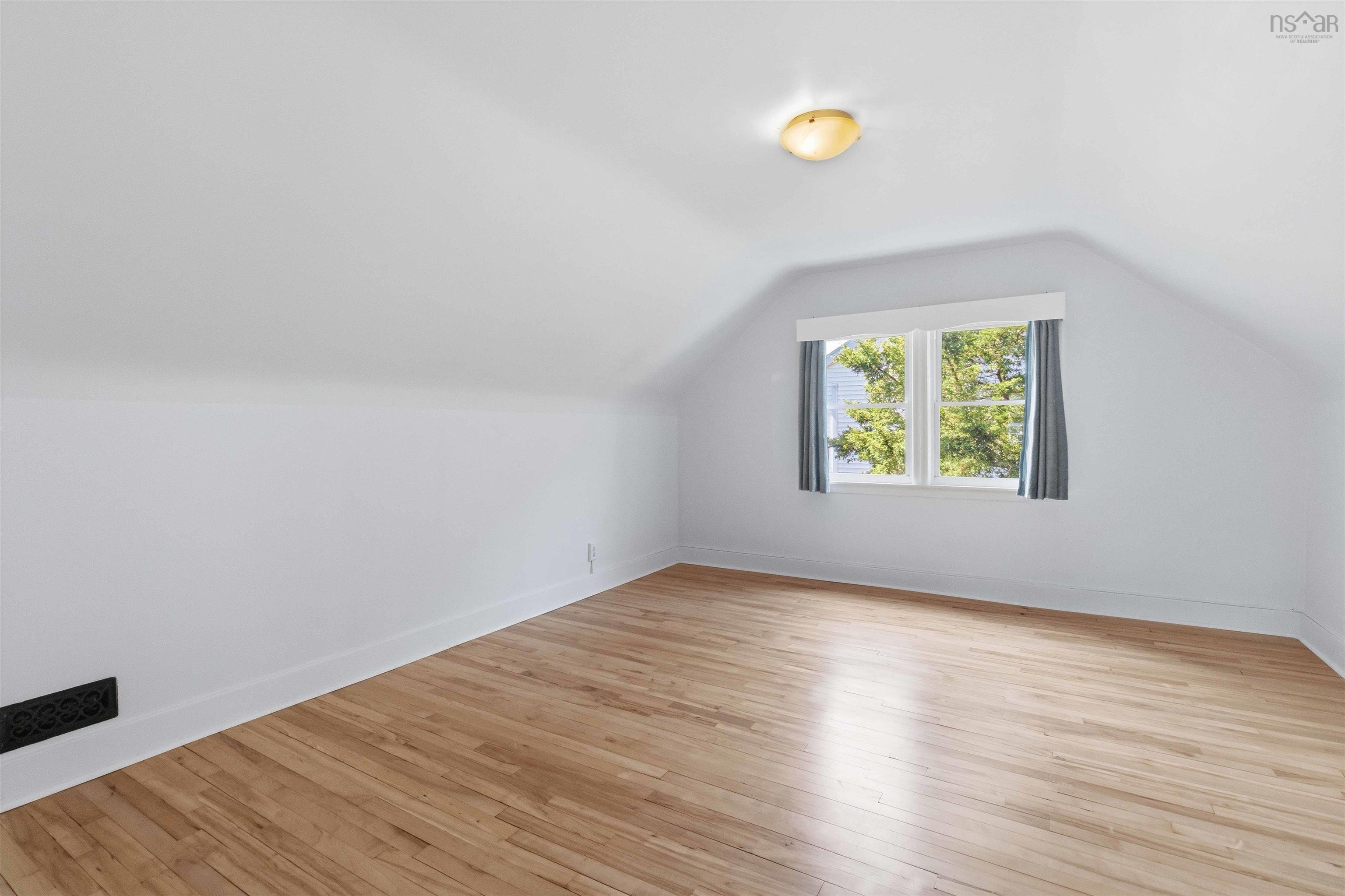 View image 17