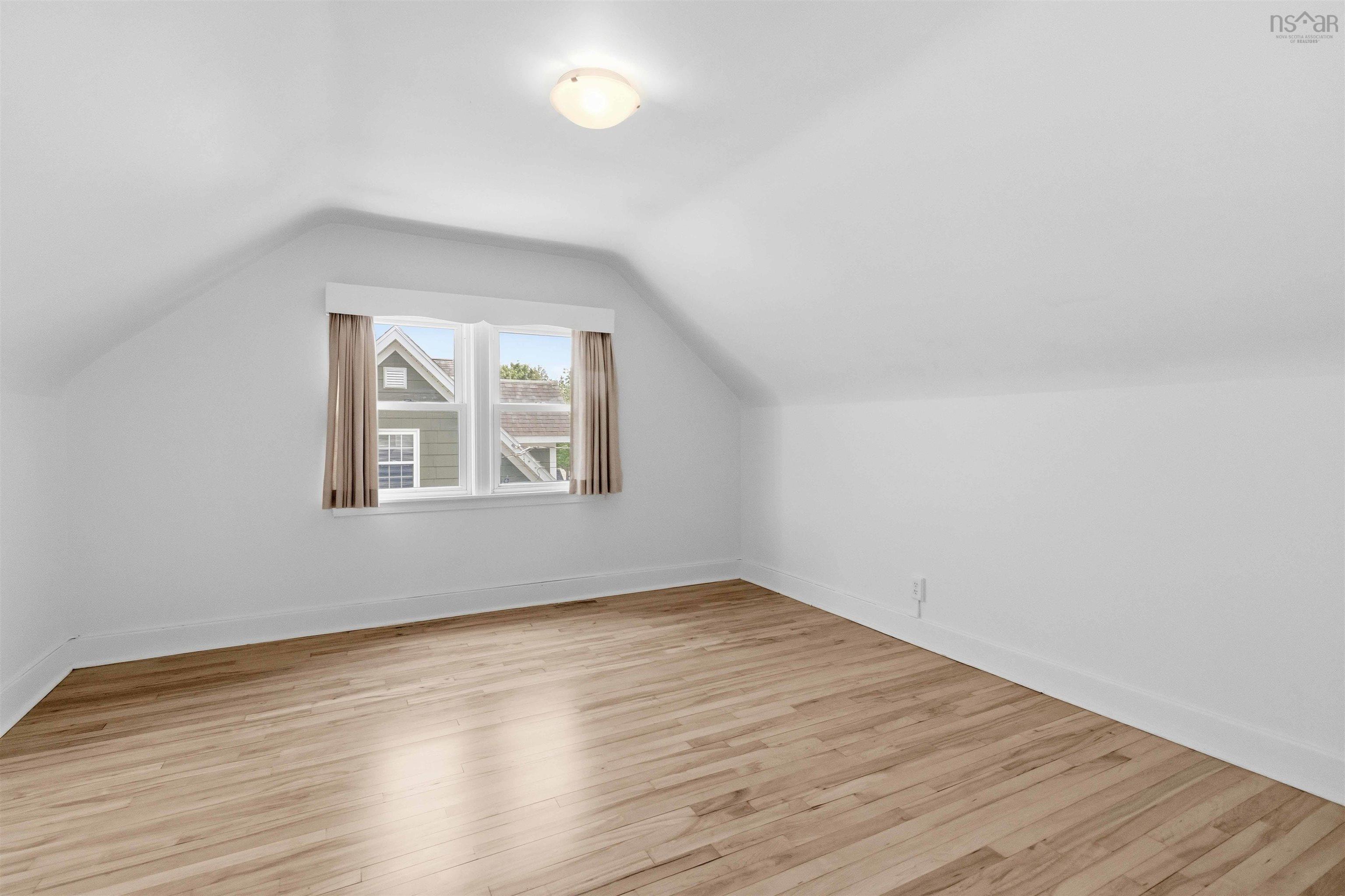 View image 19
