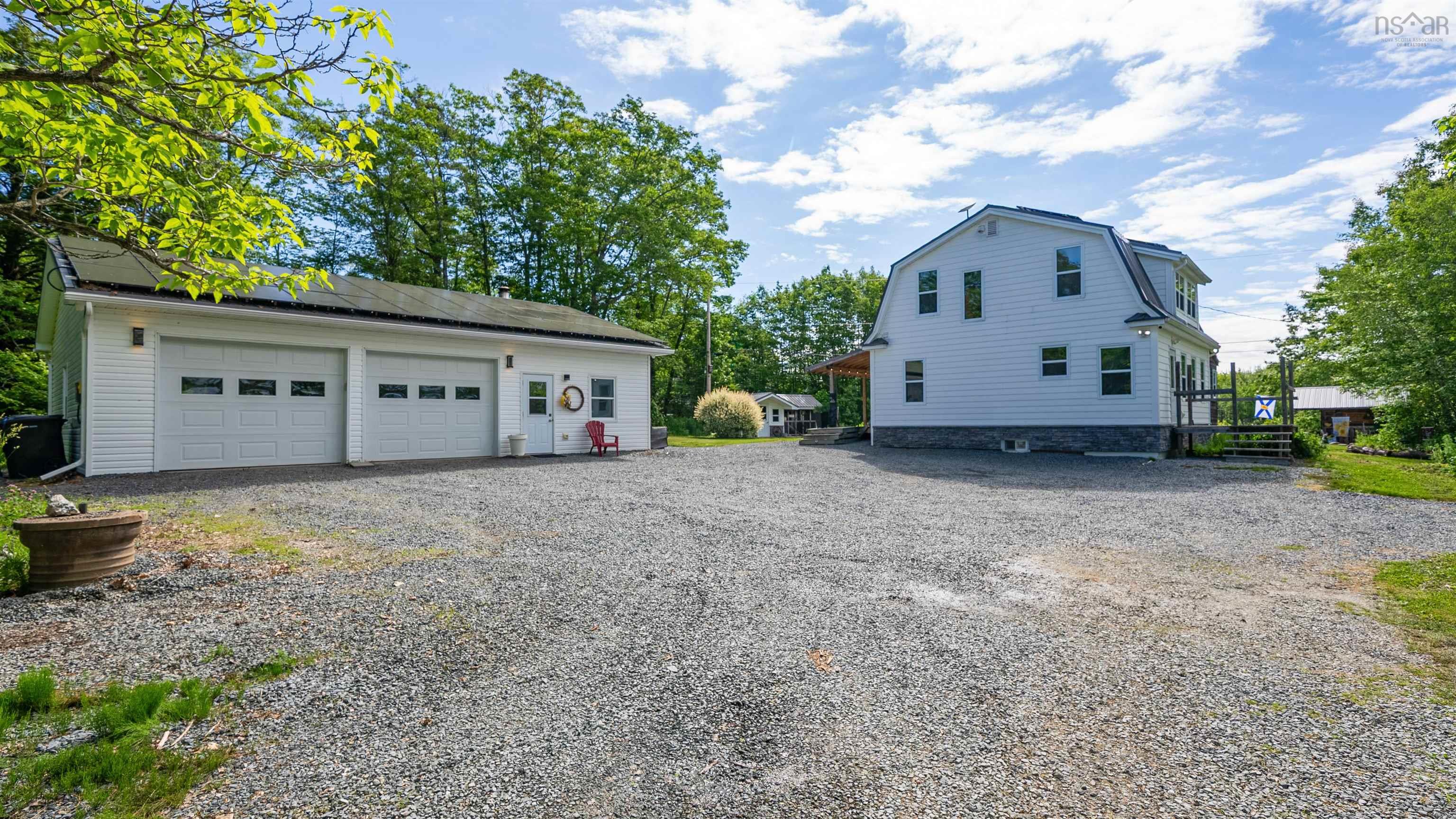 Thumbnail image for 35 Riverside Lane MLS<sup>®</sup> 202615462