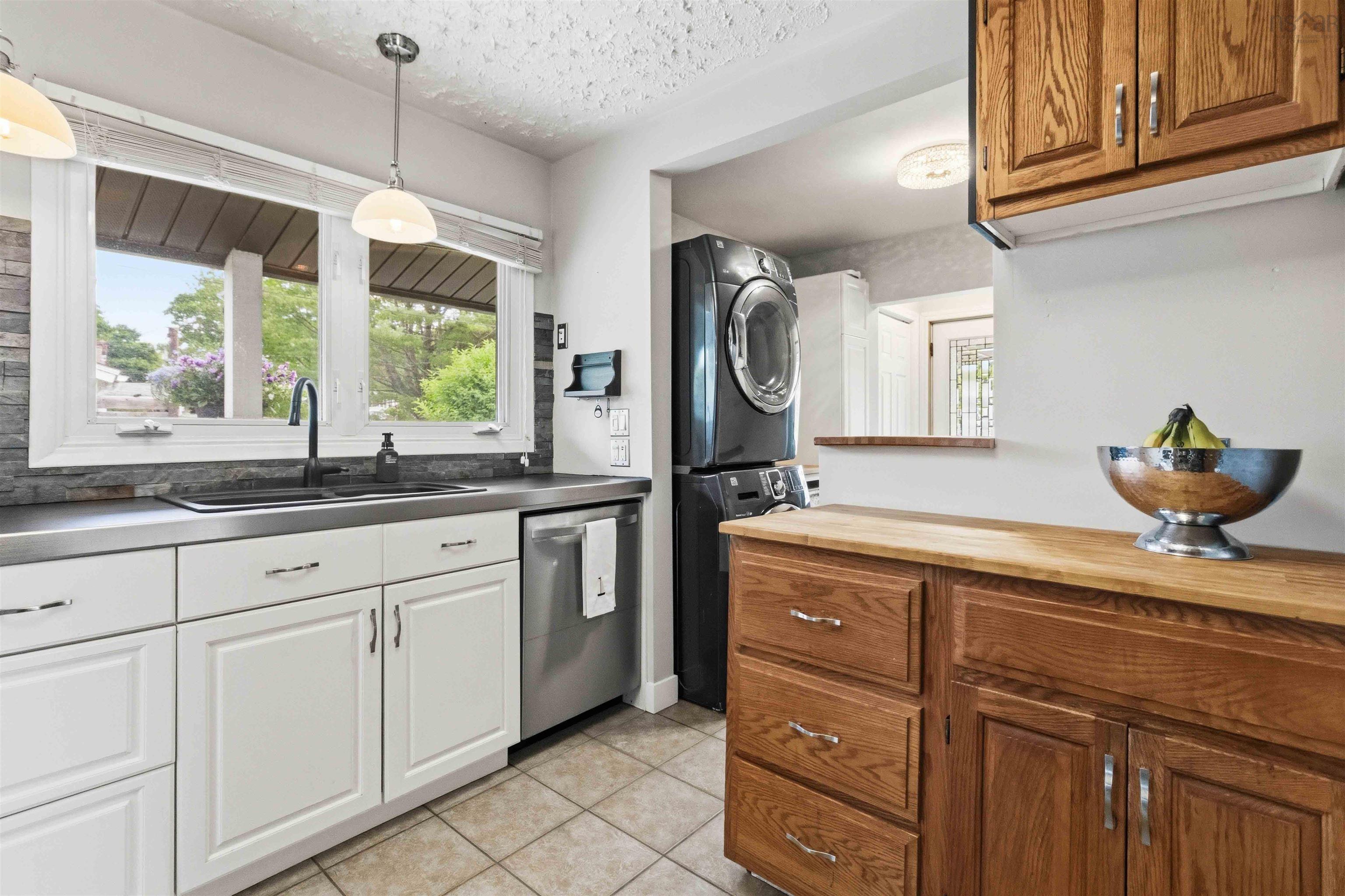 View image 12