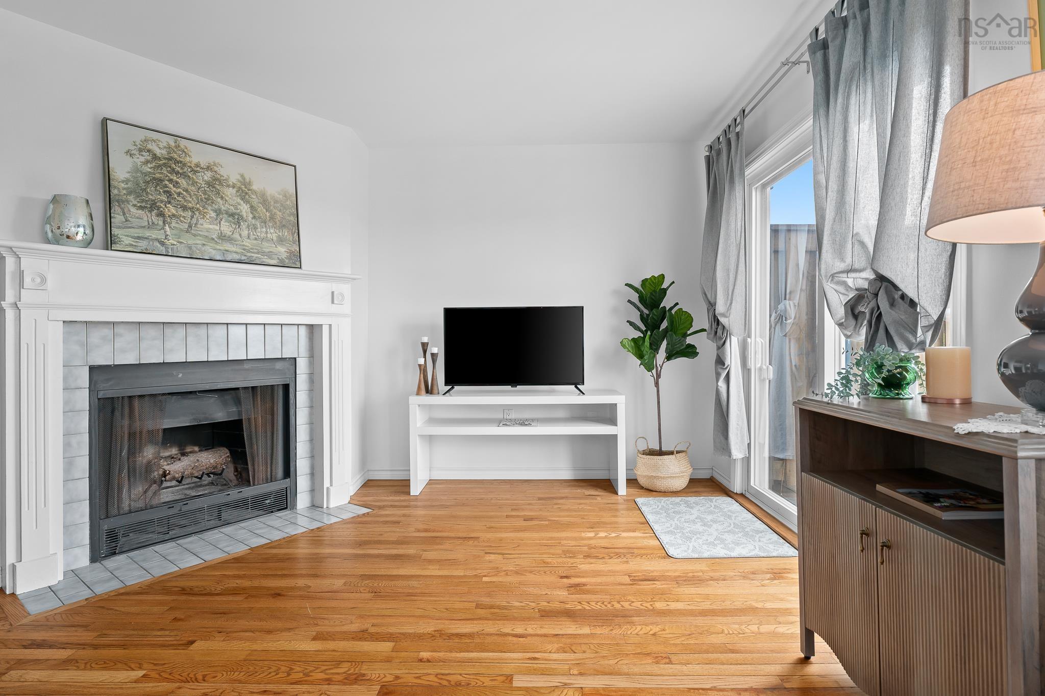 View image 11