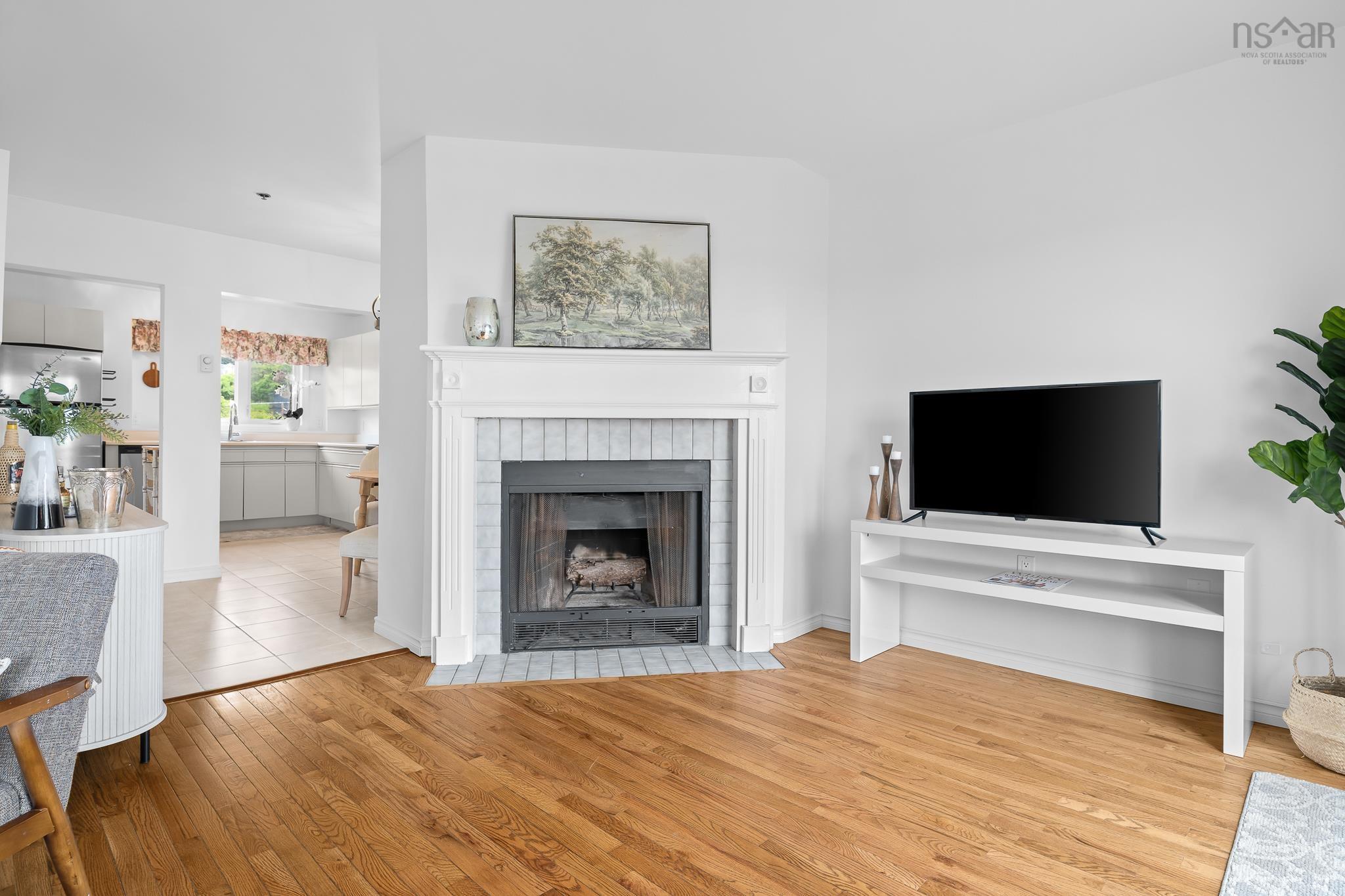 View image 12
