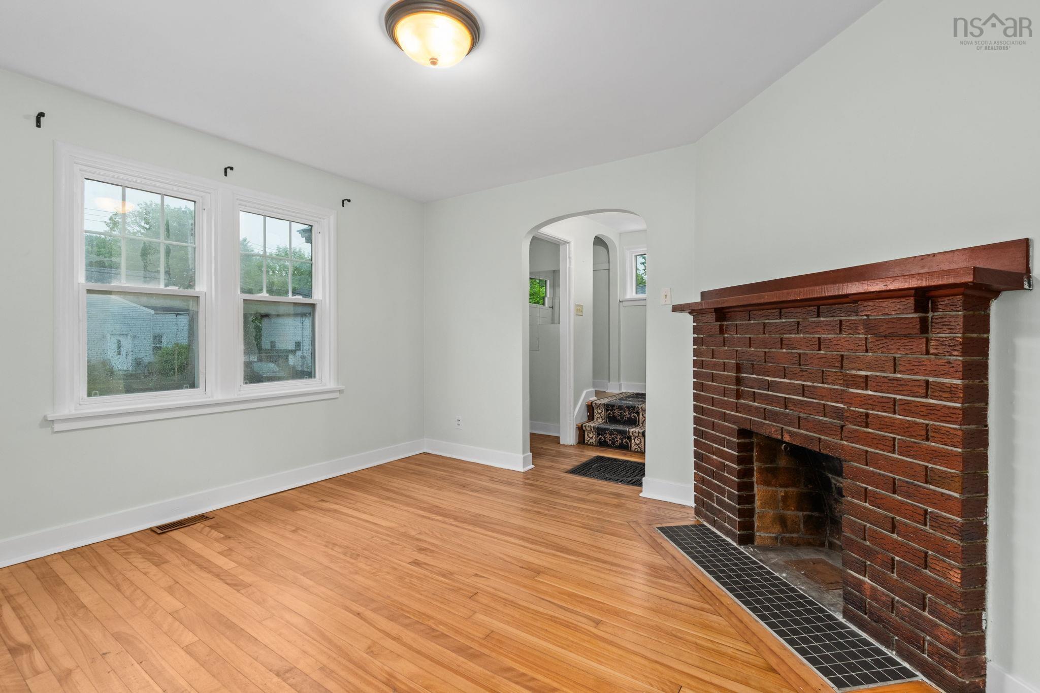 View image 17