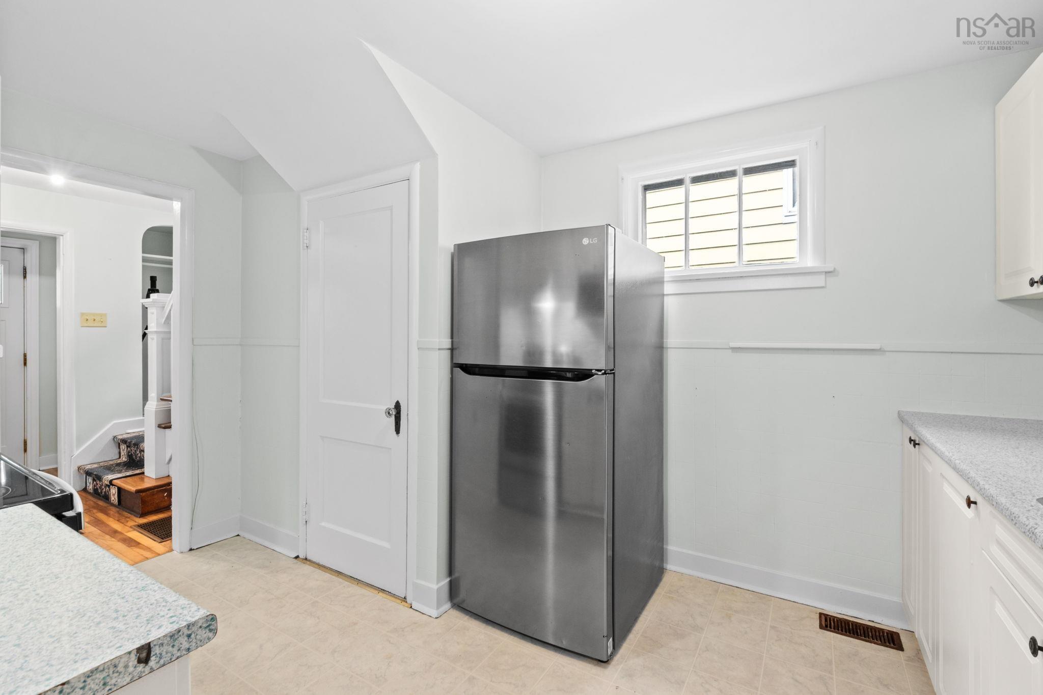 View image 6