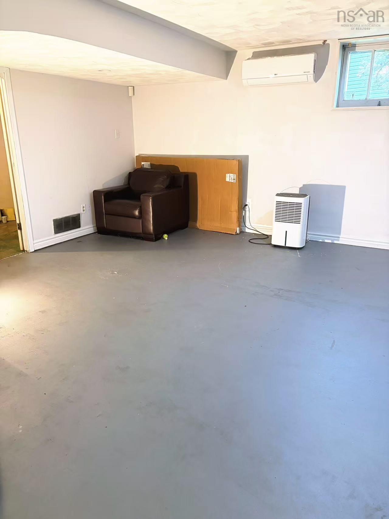 View image 18