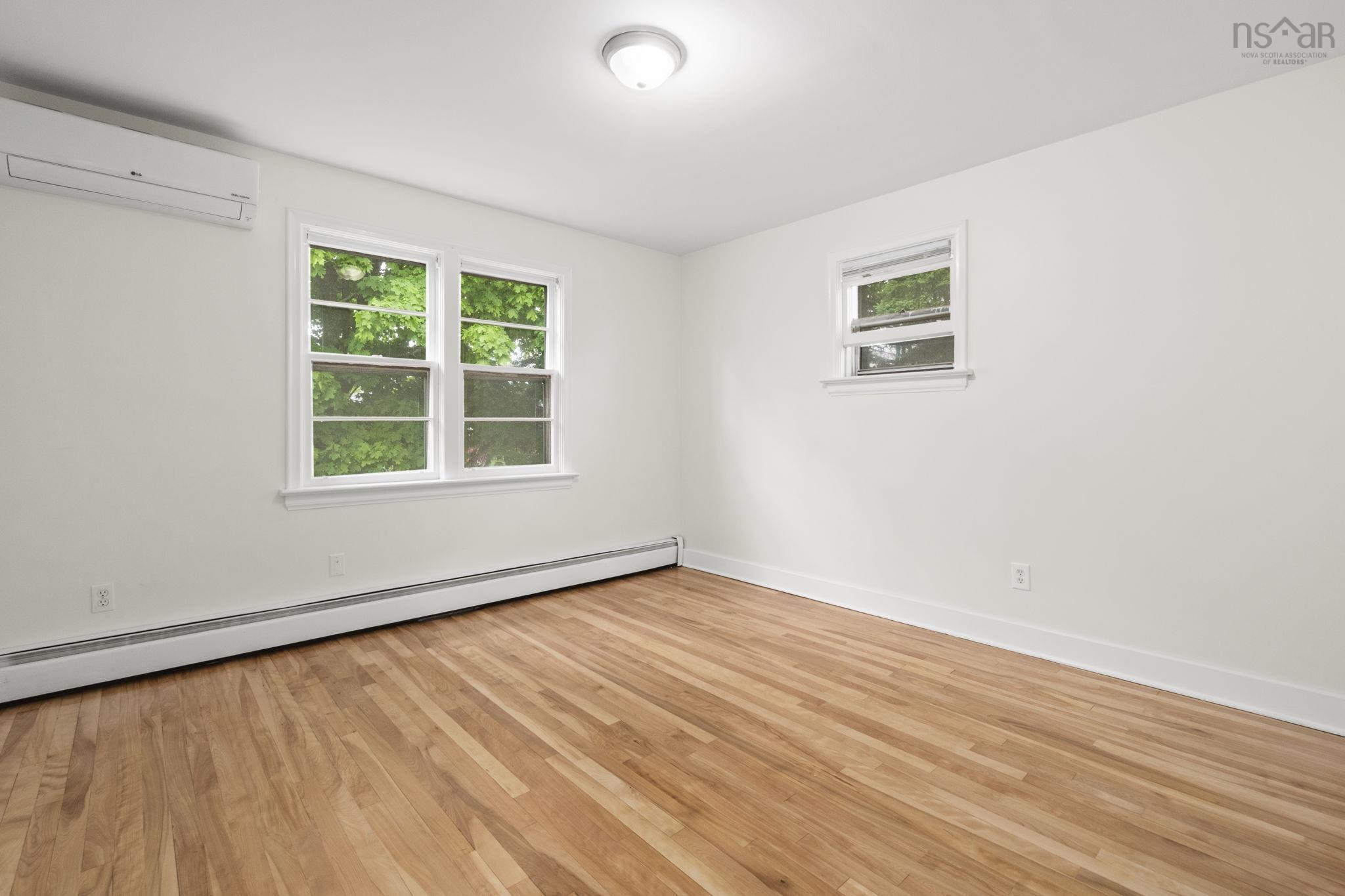 View image 12