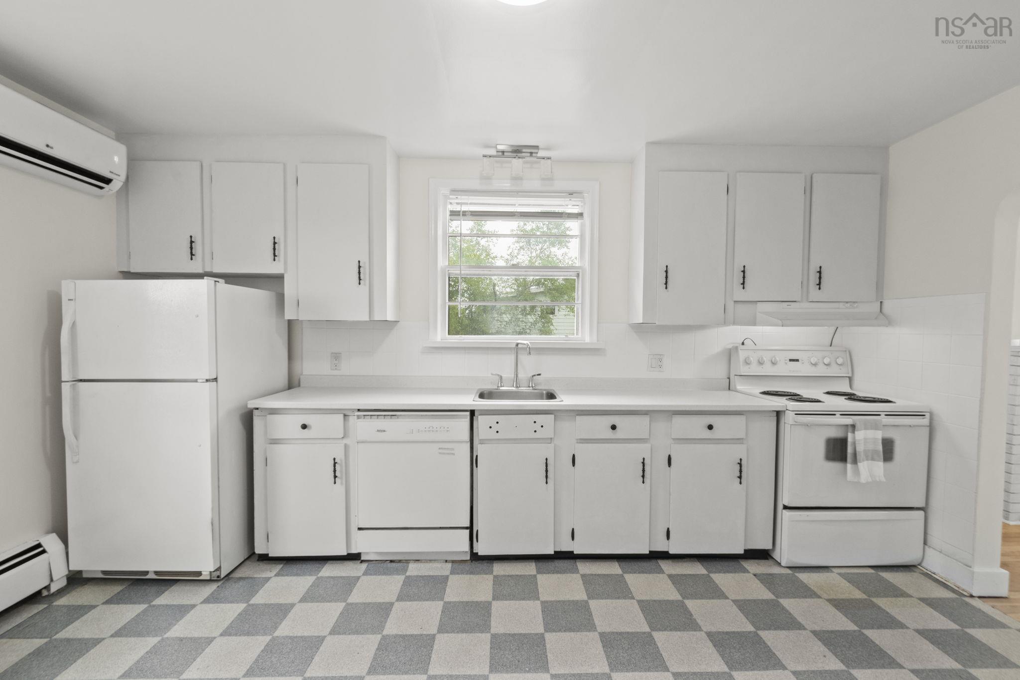 View image 9
