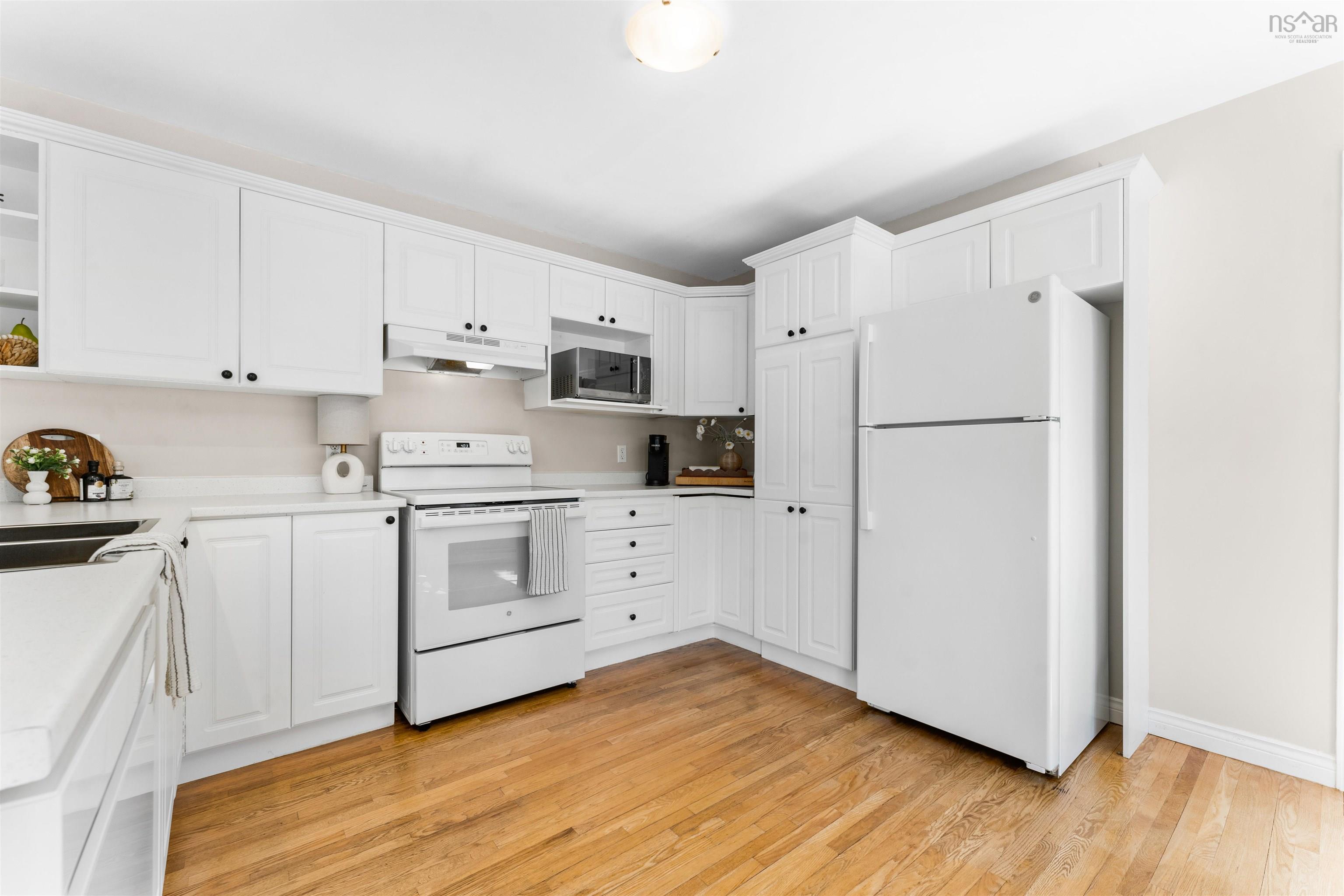 View image 12