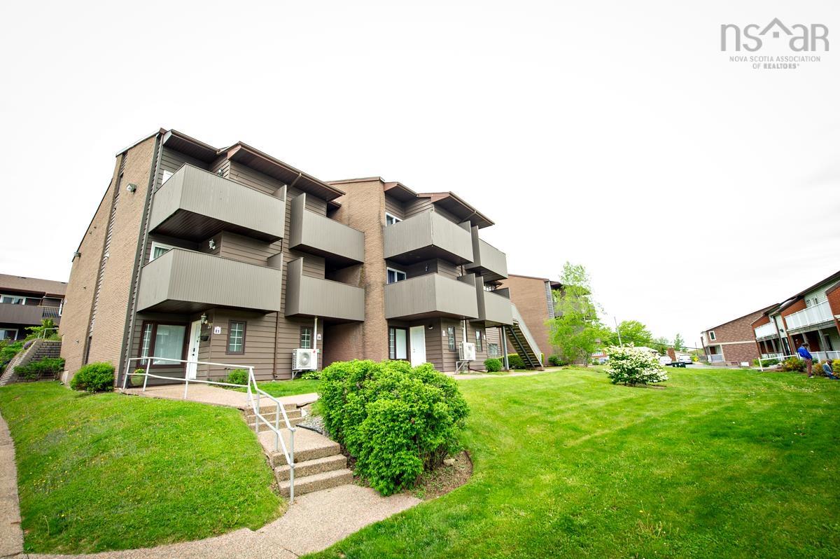 Thumbnail image for 19 4 Rose Way MLS<sup>®</sup> 202615573