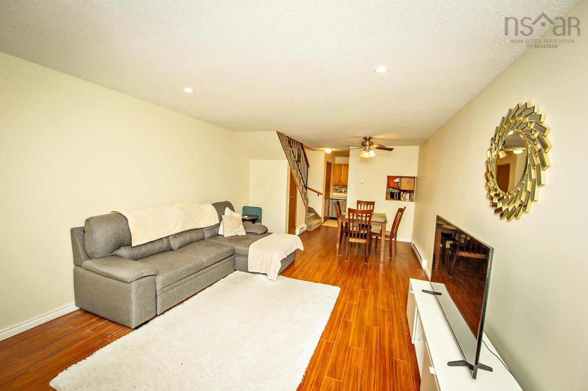 View image 8