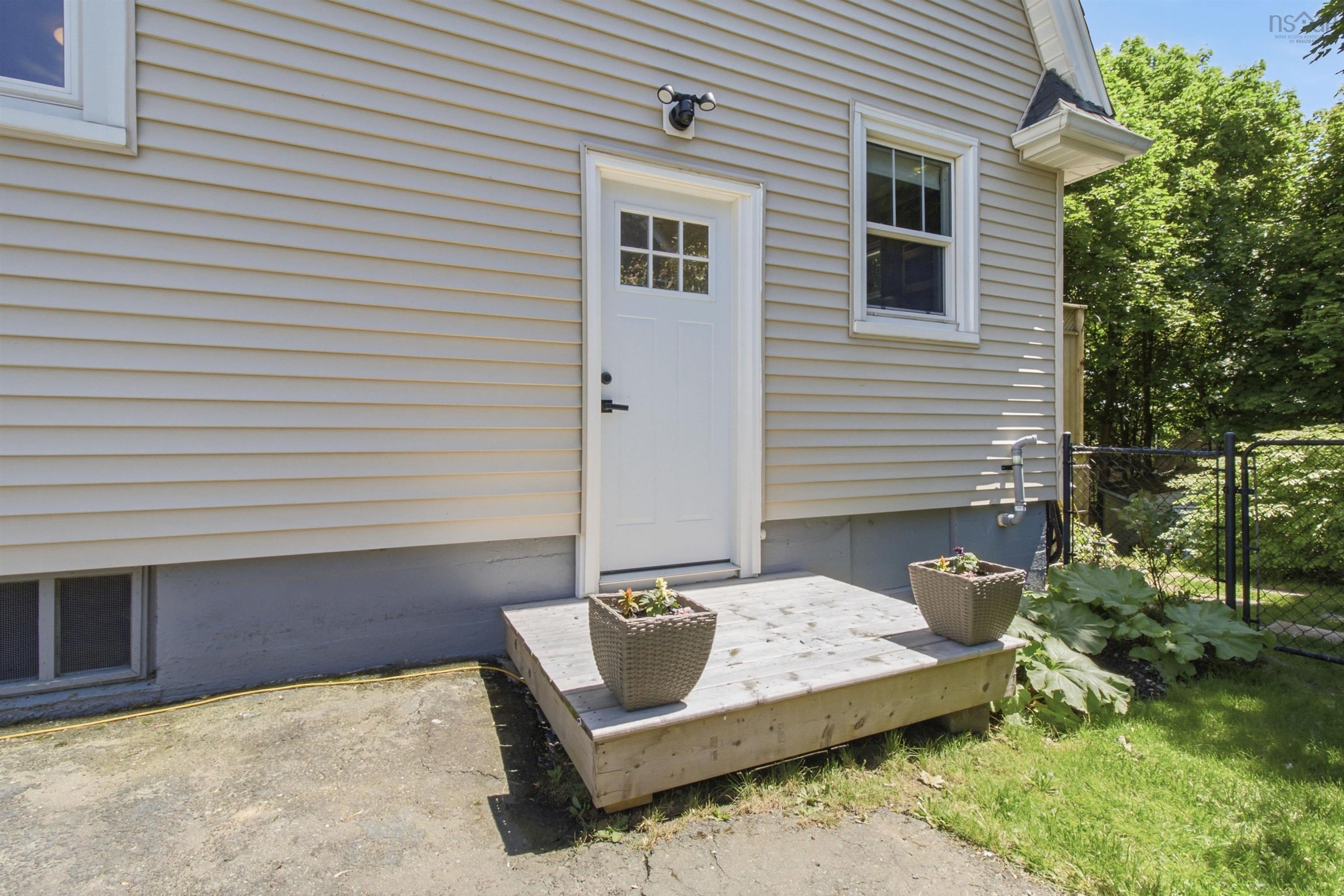 View image 28