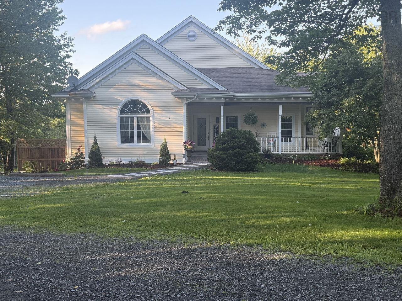 Thumbnail image for 115 Fairway Avenue MLS<sup>®</sup> 202615591