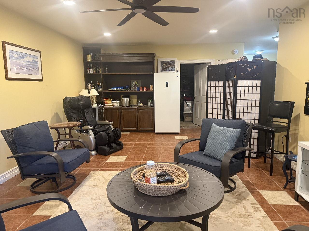 View image 23