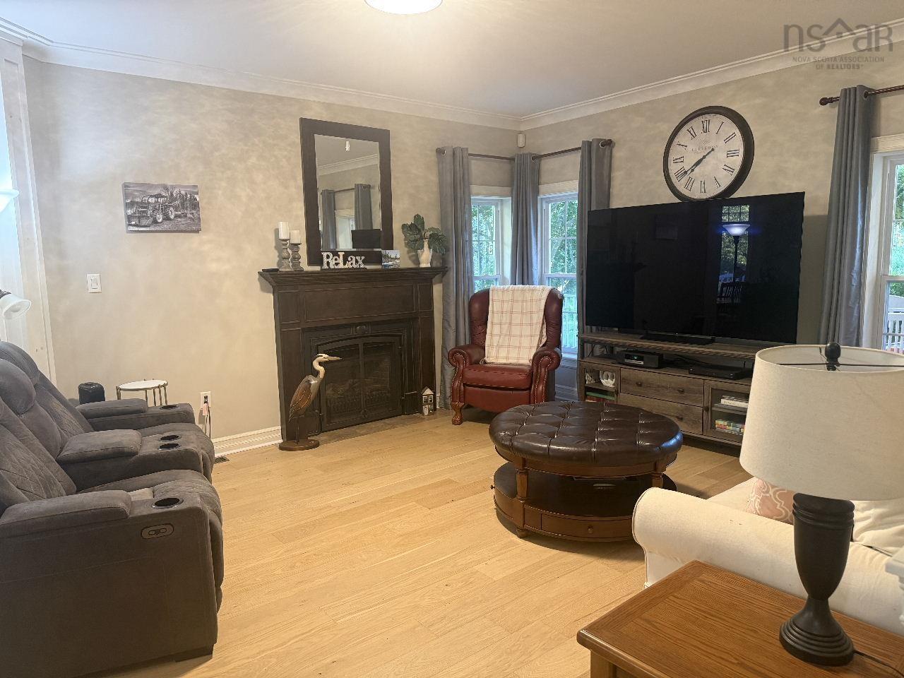 View image 25