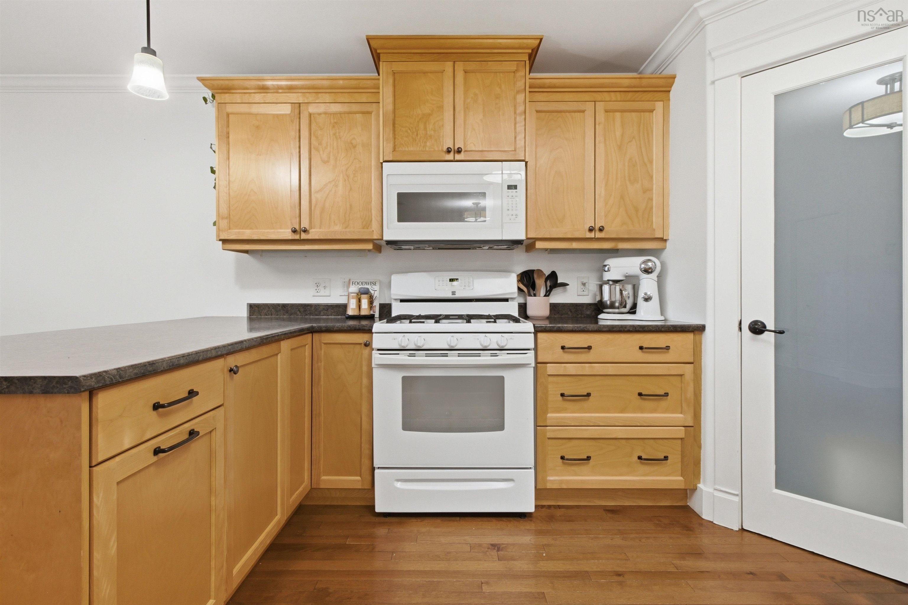 View image 11