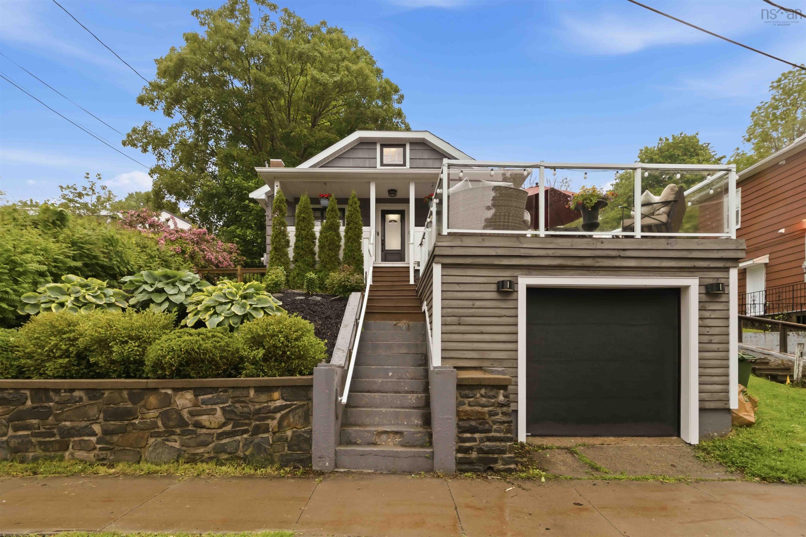 Thumbnail image for 5 Dahlia Street MLS<sup>®</sup> 202615634