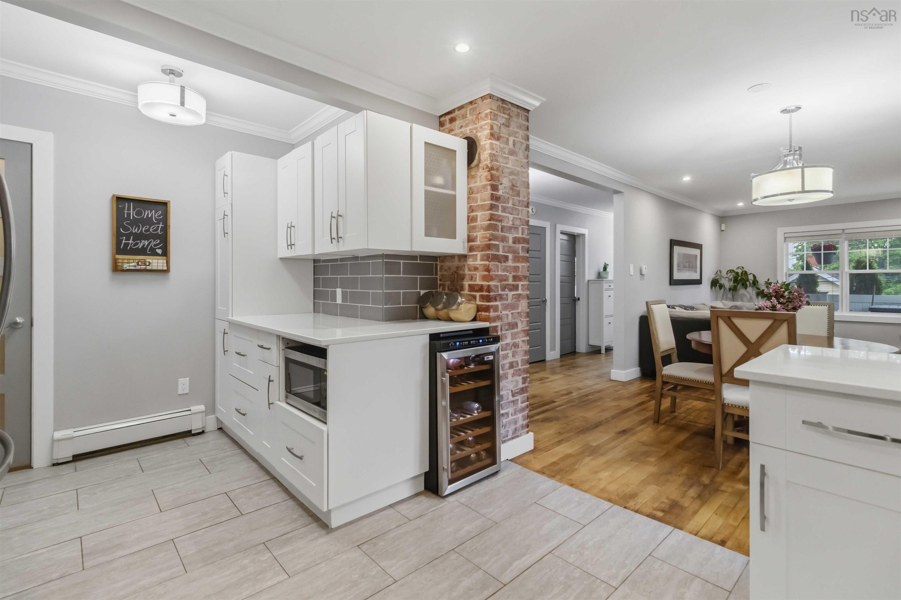 View image 11