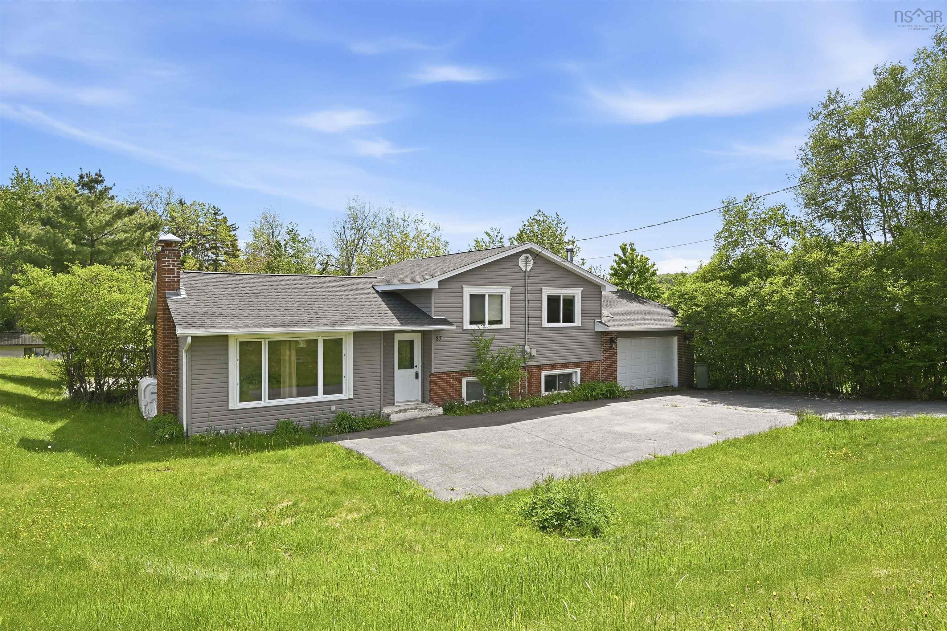 Thumbnail image for 27 Grove Court MLS<sup>®</sup> 202615678