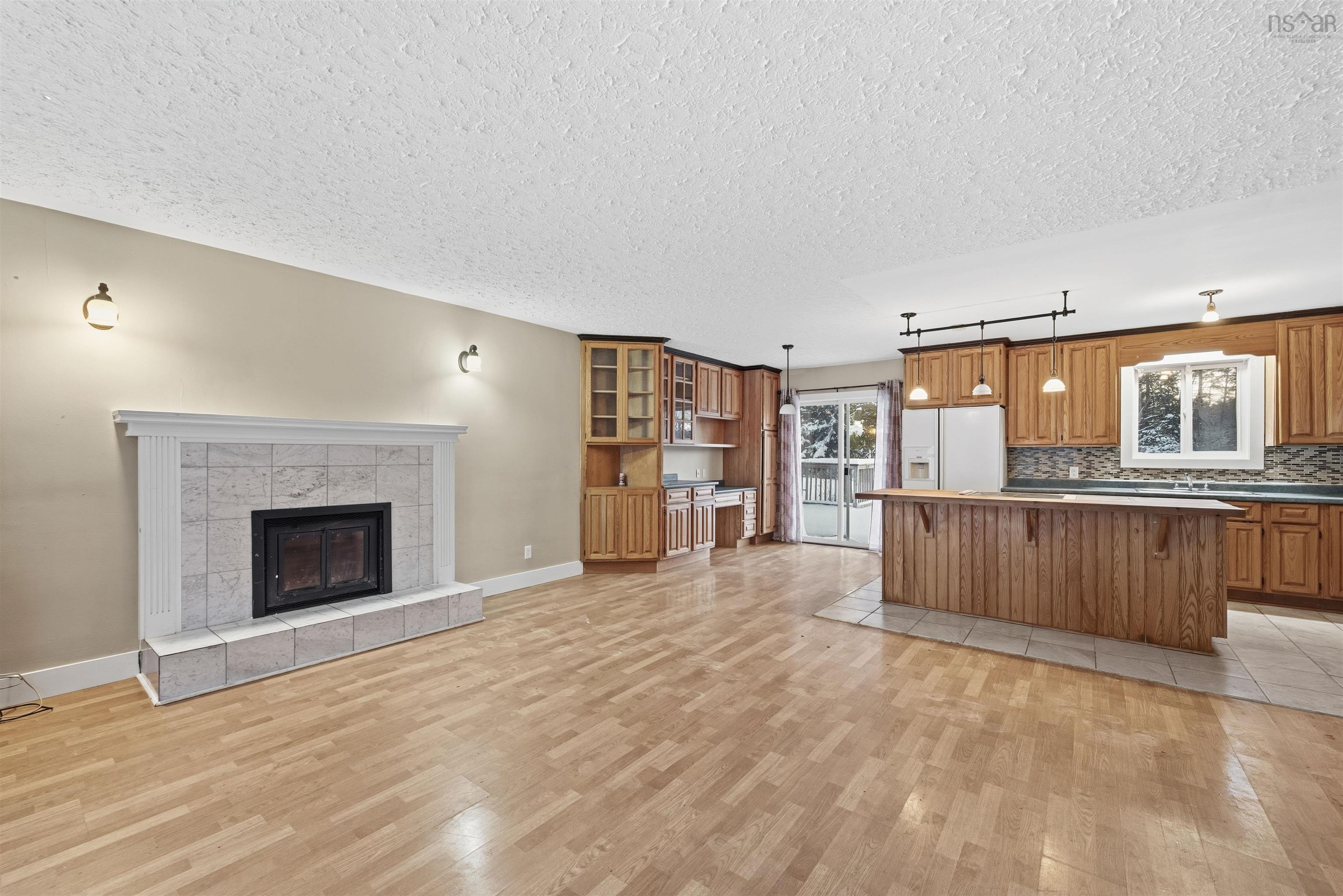 View image 12