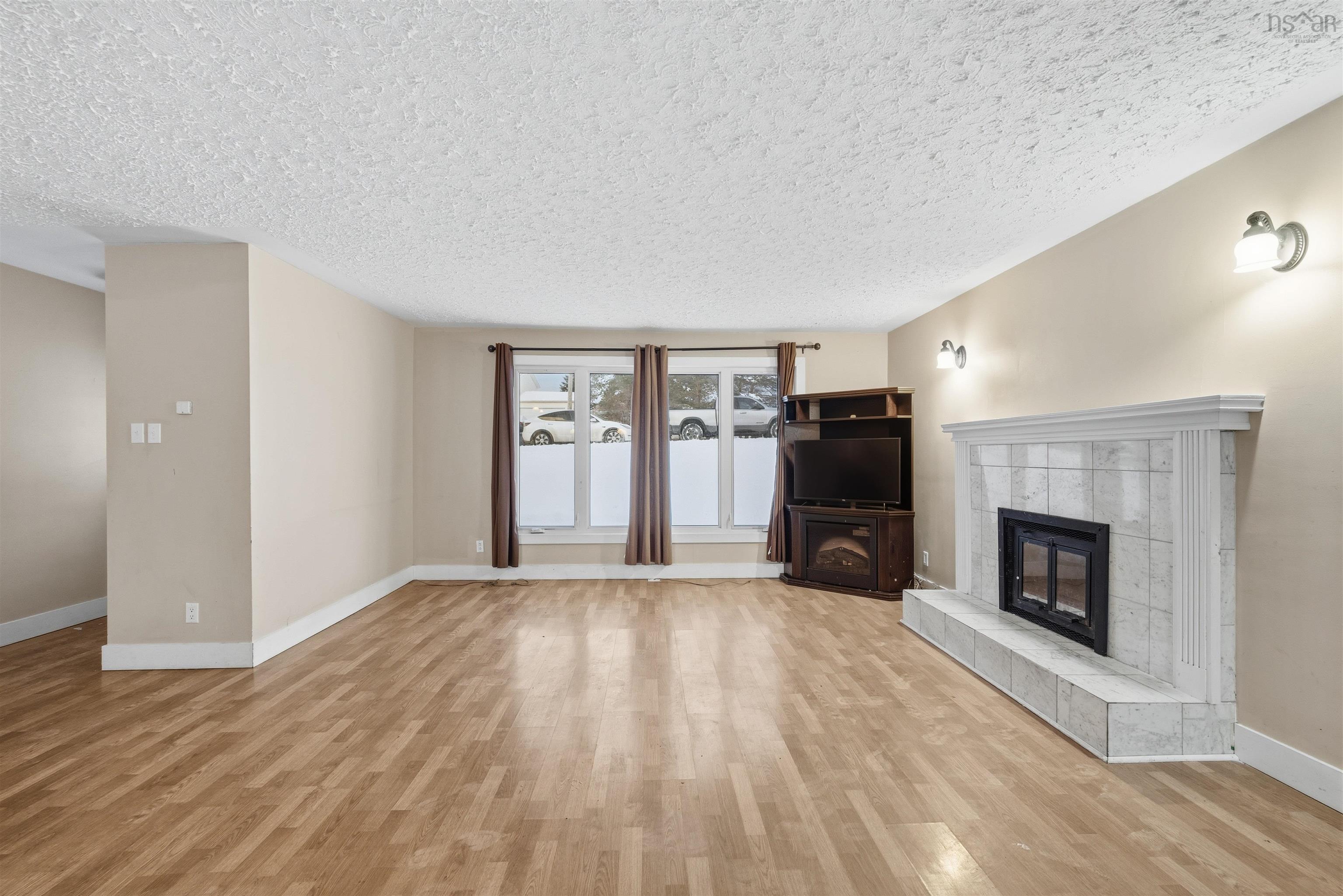 View image 9