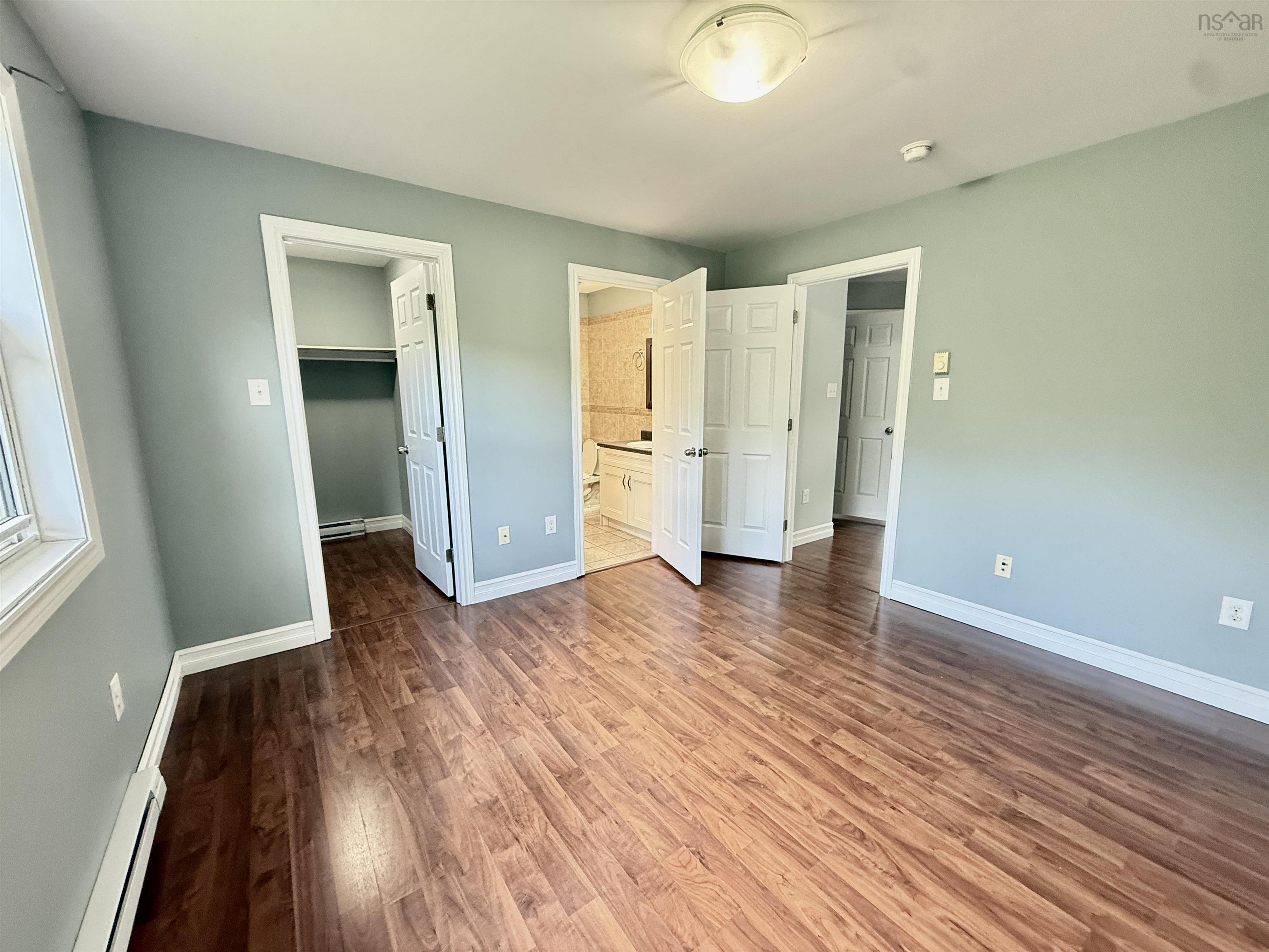 View image 16
