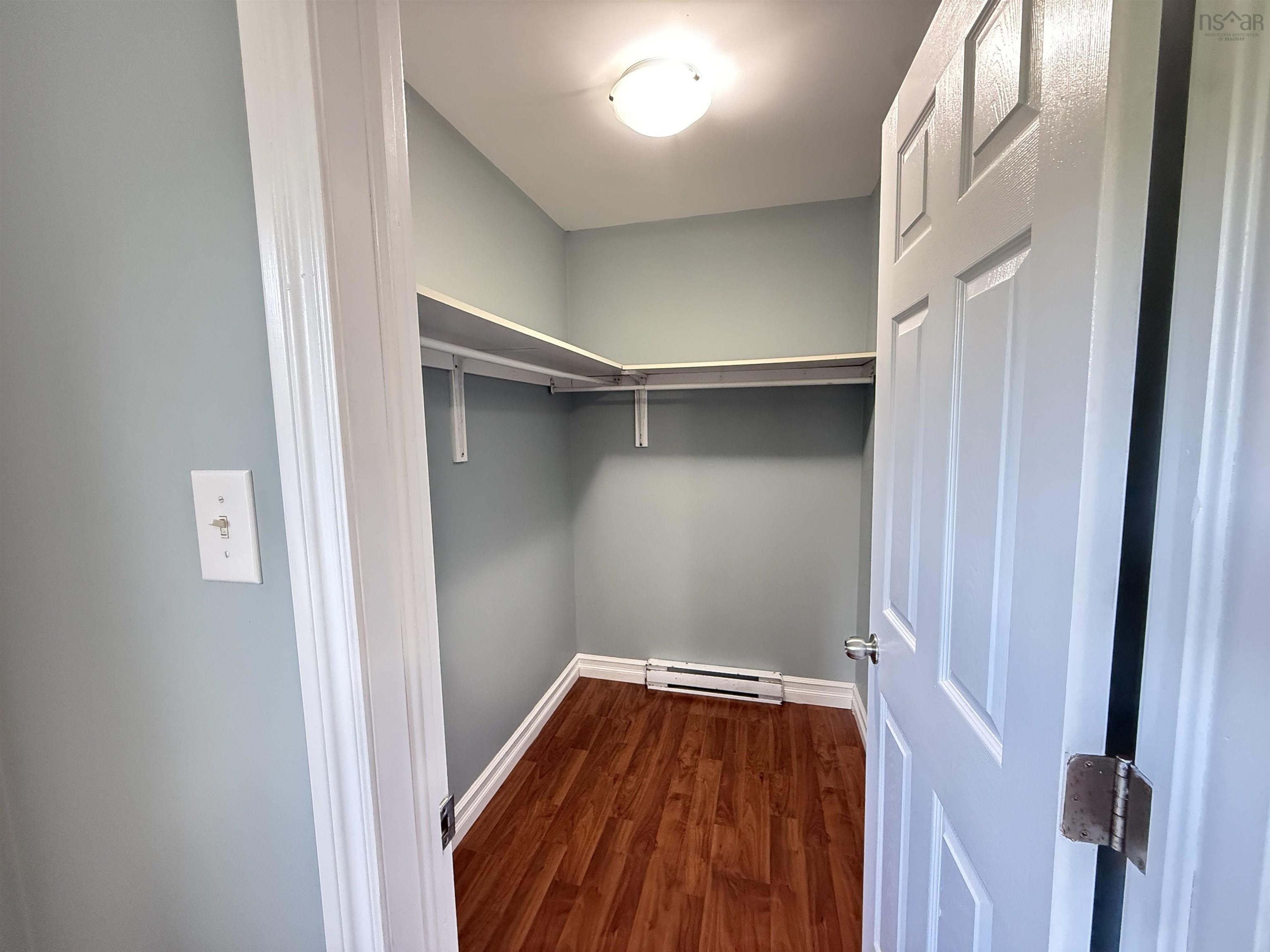 View image 18
